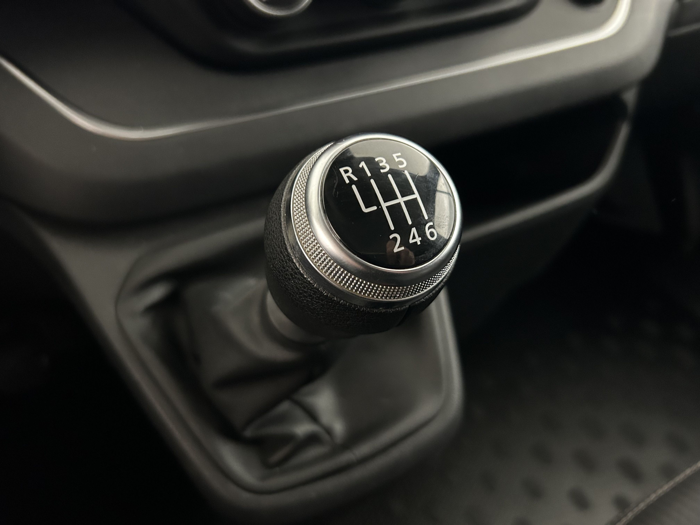 Vente en ligne Renault Trafic 3 Fourgon TRAFIC FGN L1H1 2800 KG BLUE DCI 150 au prix de 22 970 €