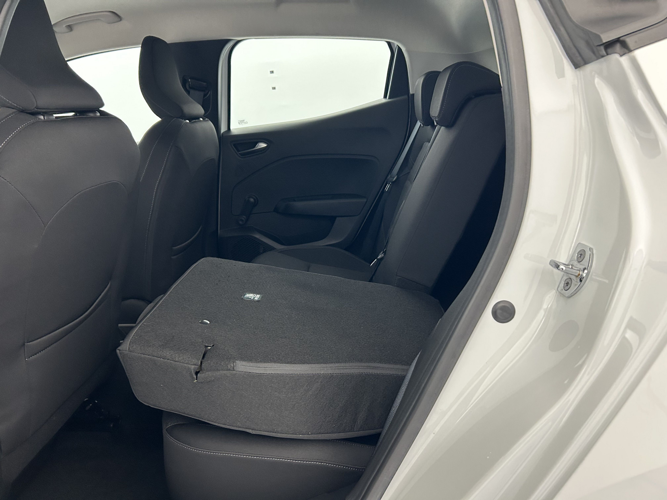 Vente en ligne Renault Clio 5 Clio Blue dCi 100 - 21N au prix de 14 270 €