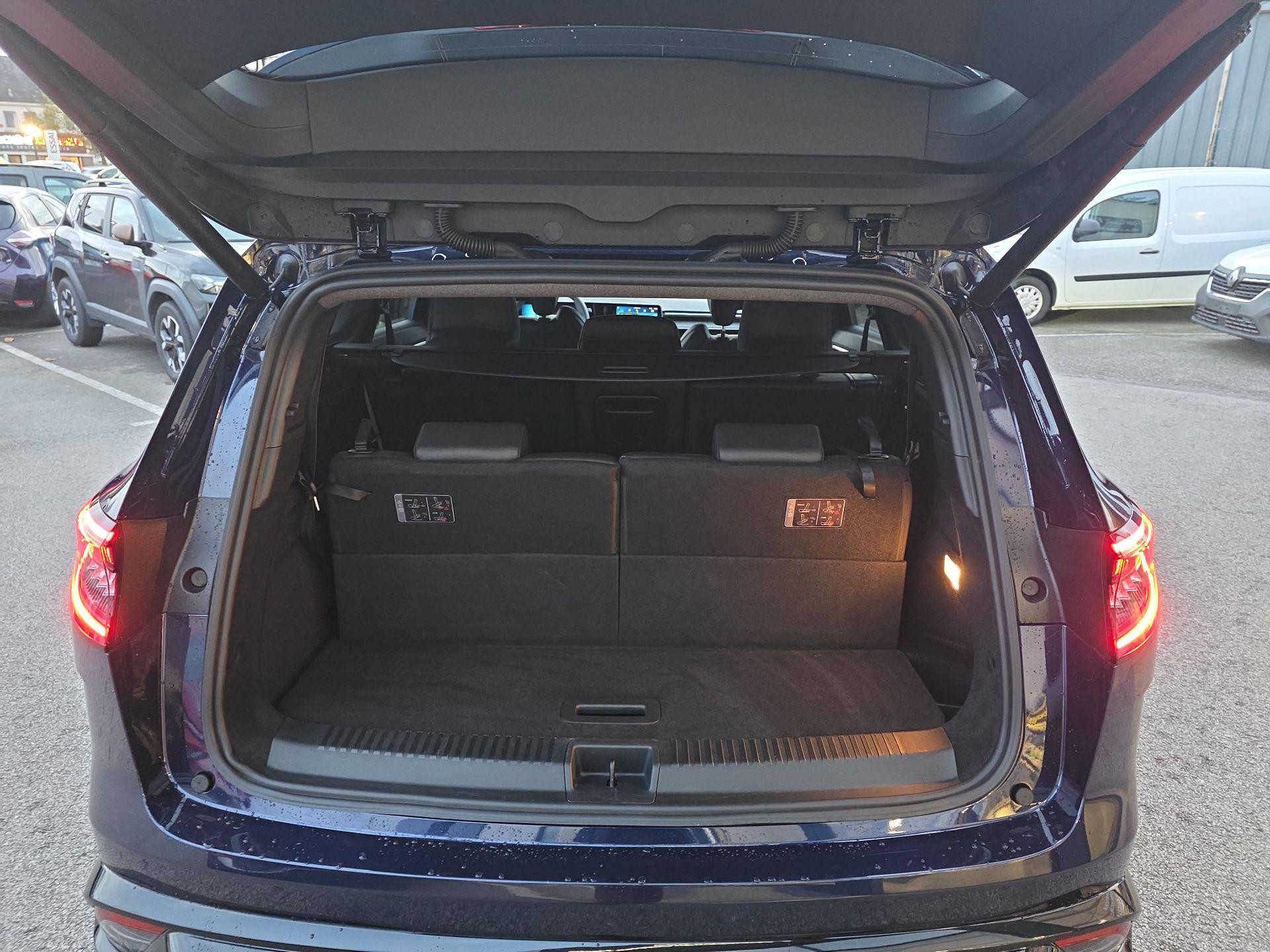 Vente en ligne Renault Espace Espace E-Tech hybrid 200 au prix de 32 990 €