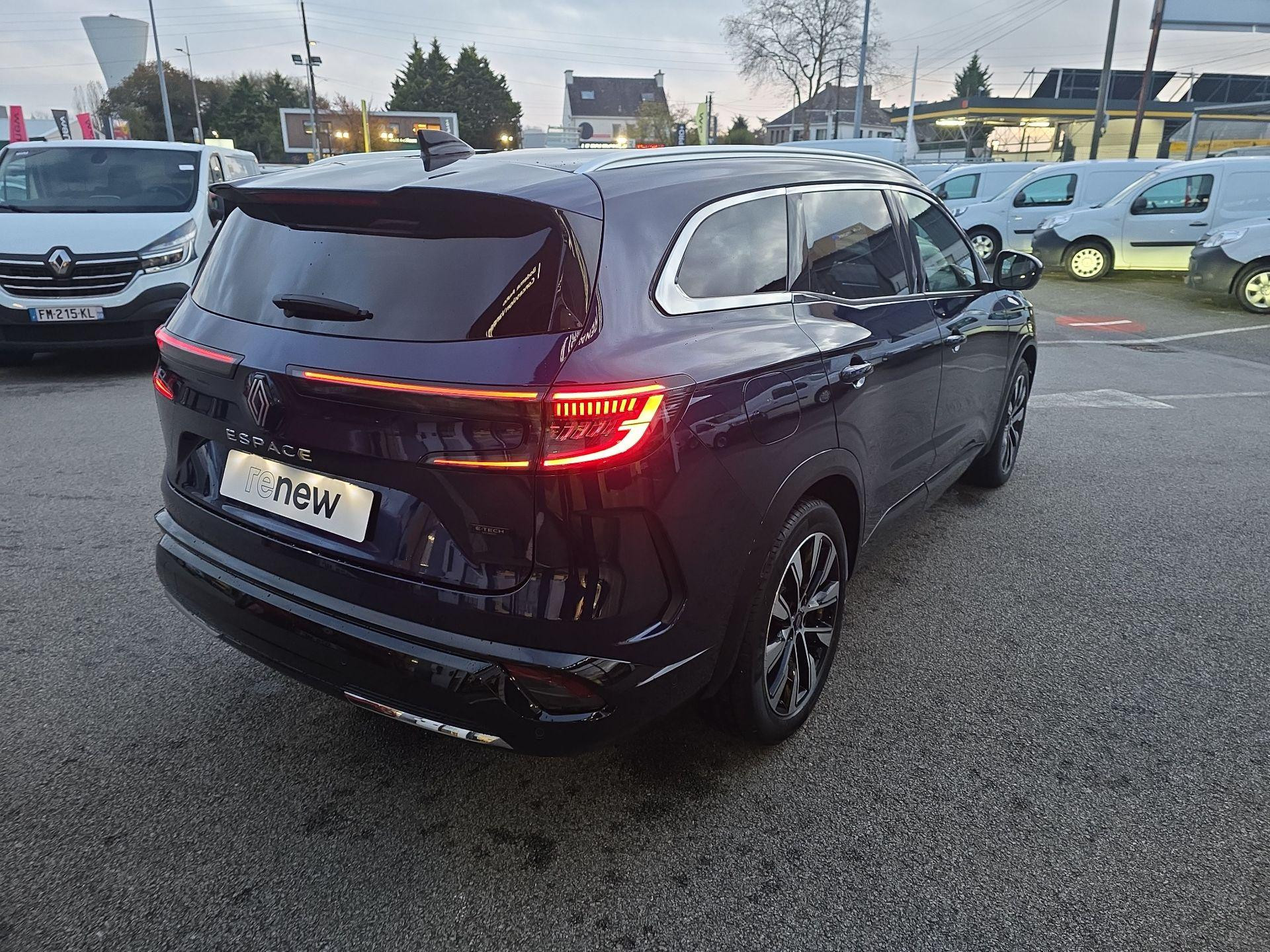 Vente en ligne Renault Espace Espace E-Tech hybrid 200 au prix de 32 990 €
