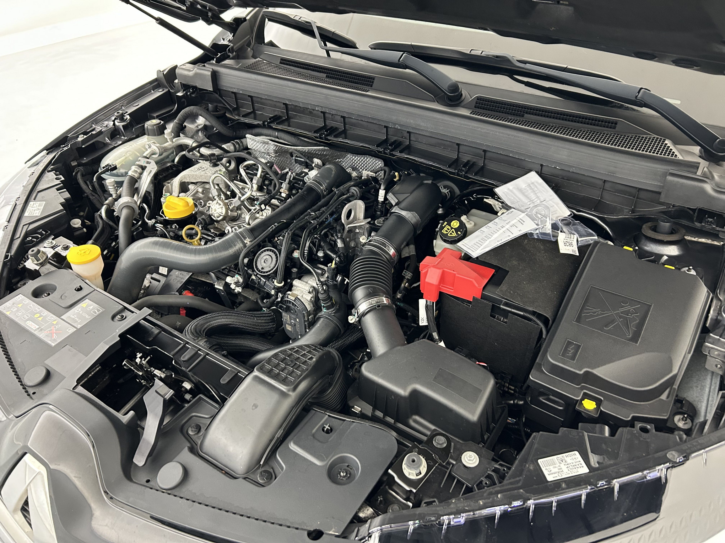 Vente en ligne Renault Arkana  TCe 140 EDC FAP - 21B au prix de 19 890 €