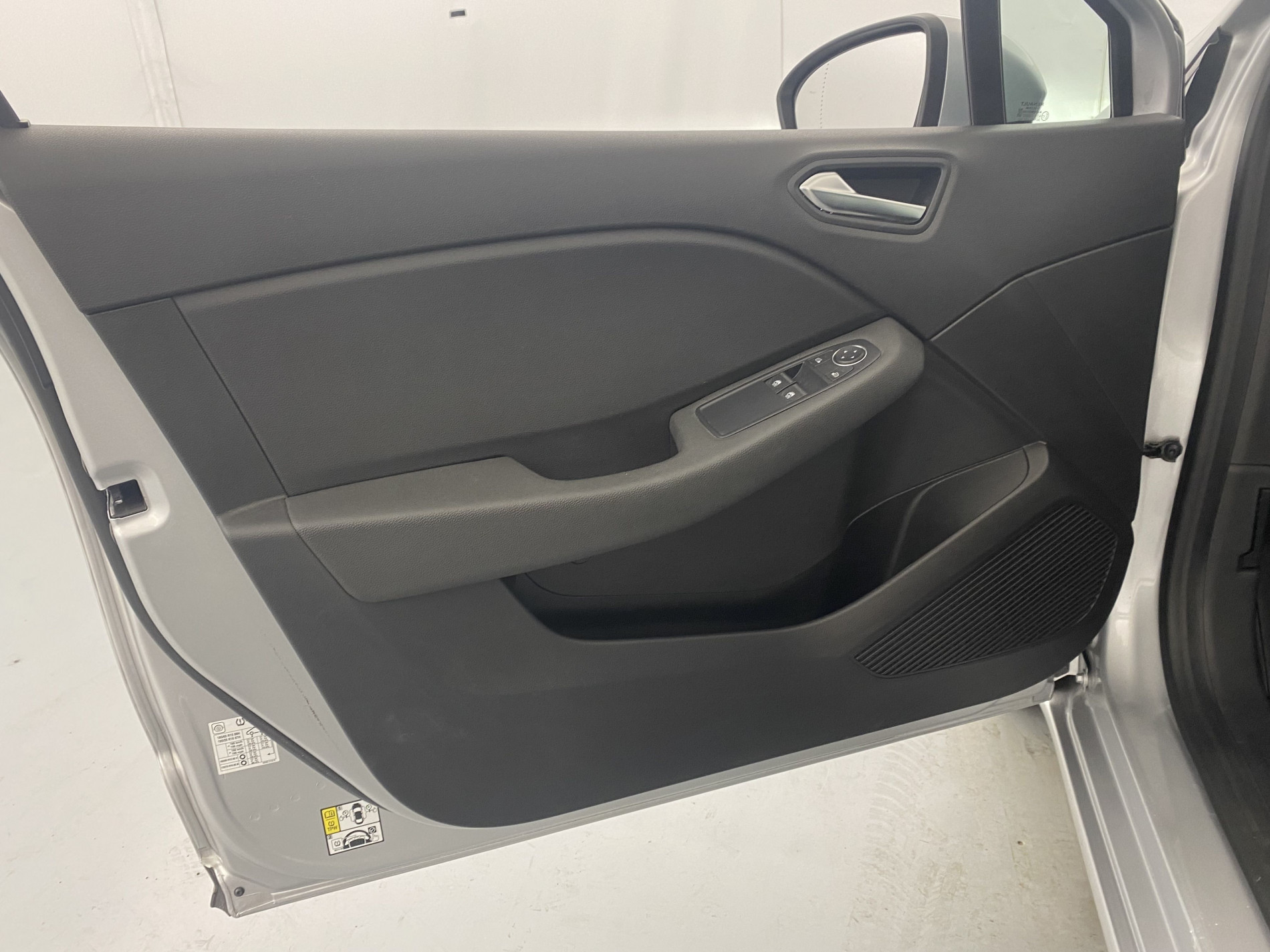 Vente en ligne Renault Clio 5 Clio TCe 100 GPL - 21N au prix de 13 590 €