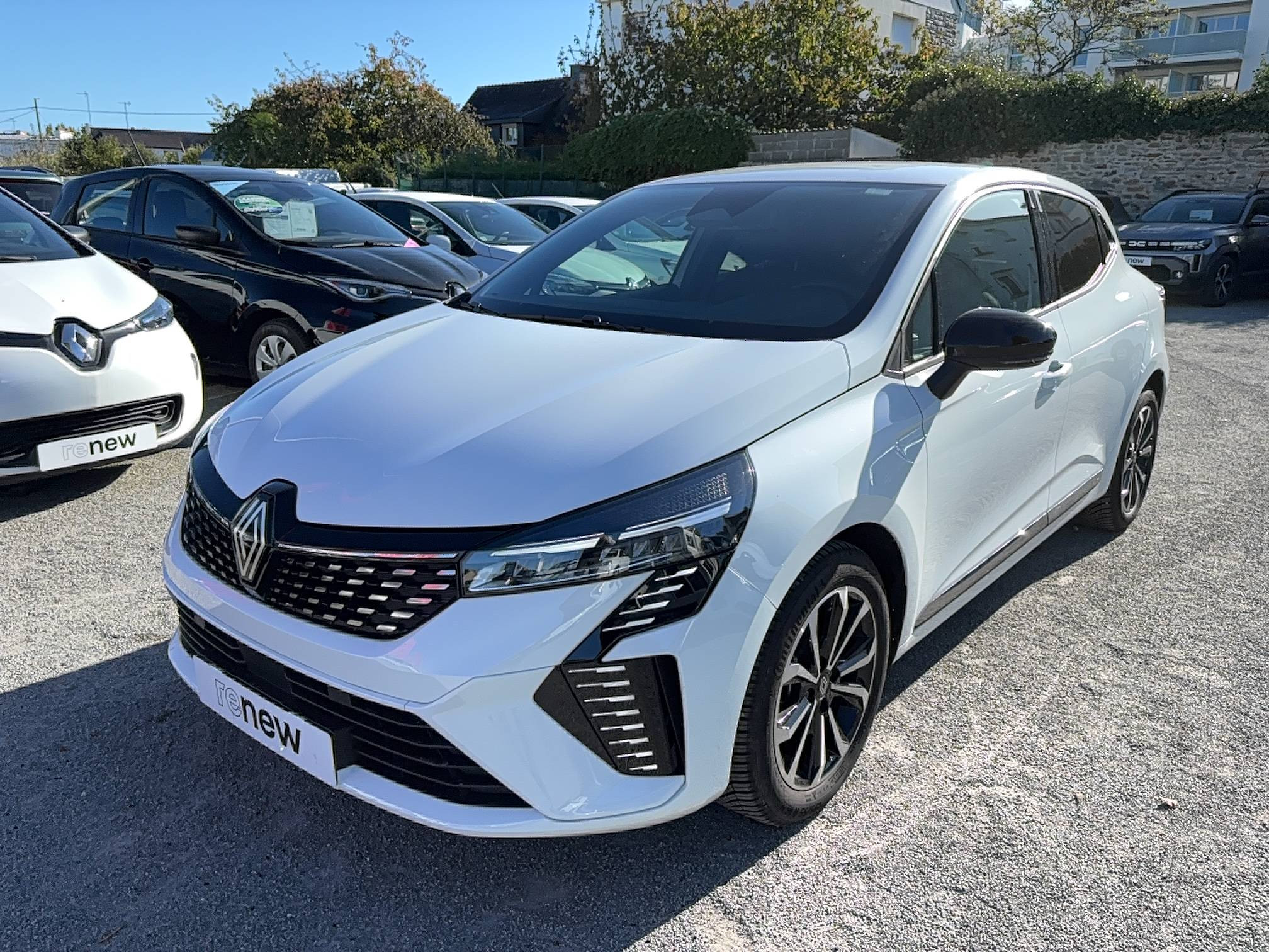 Renault Clio 5 Clio TCe 90 ch GSR2 occasion de 2025 en vente à Vannes