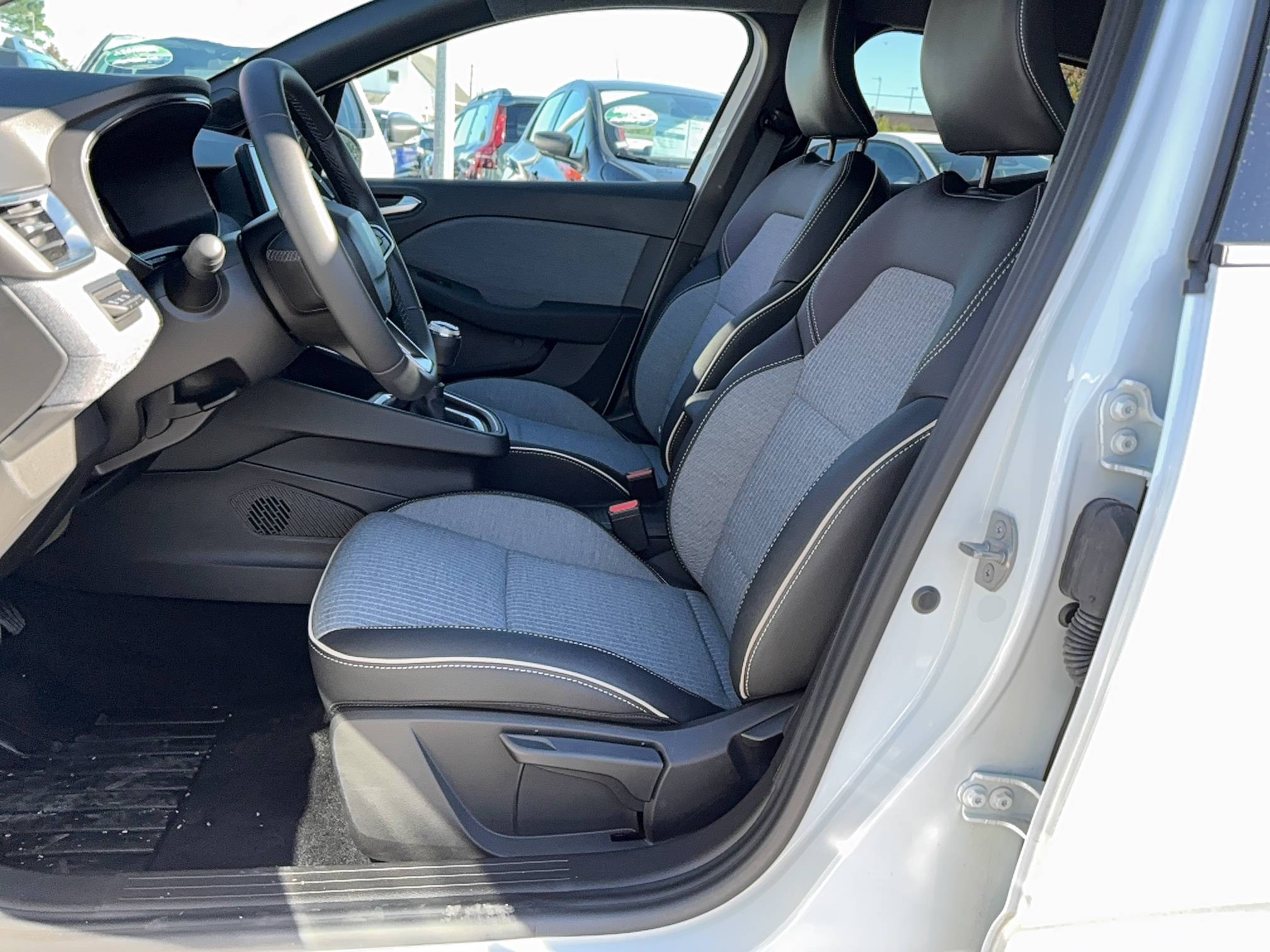 Vente en ligne Renault Clio 5 Clio TCe 90 ch GSR2 au prix de 18 790 €