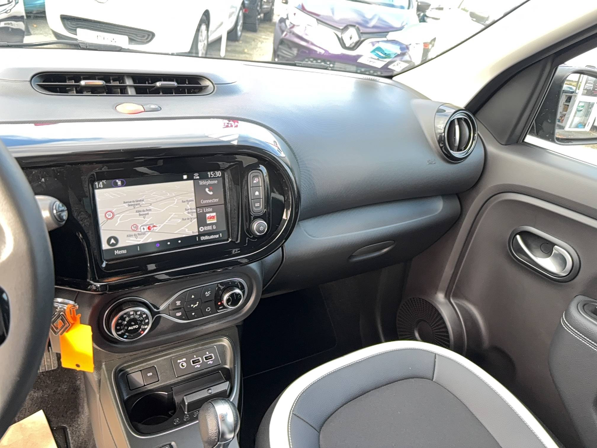 Vente en ligne Renault Twingo Electrique Twingo III E-Tech au prix de 14 190 €