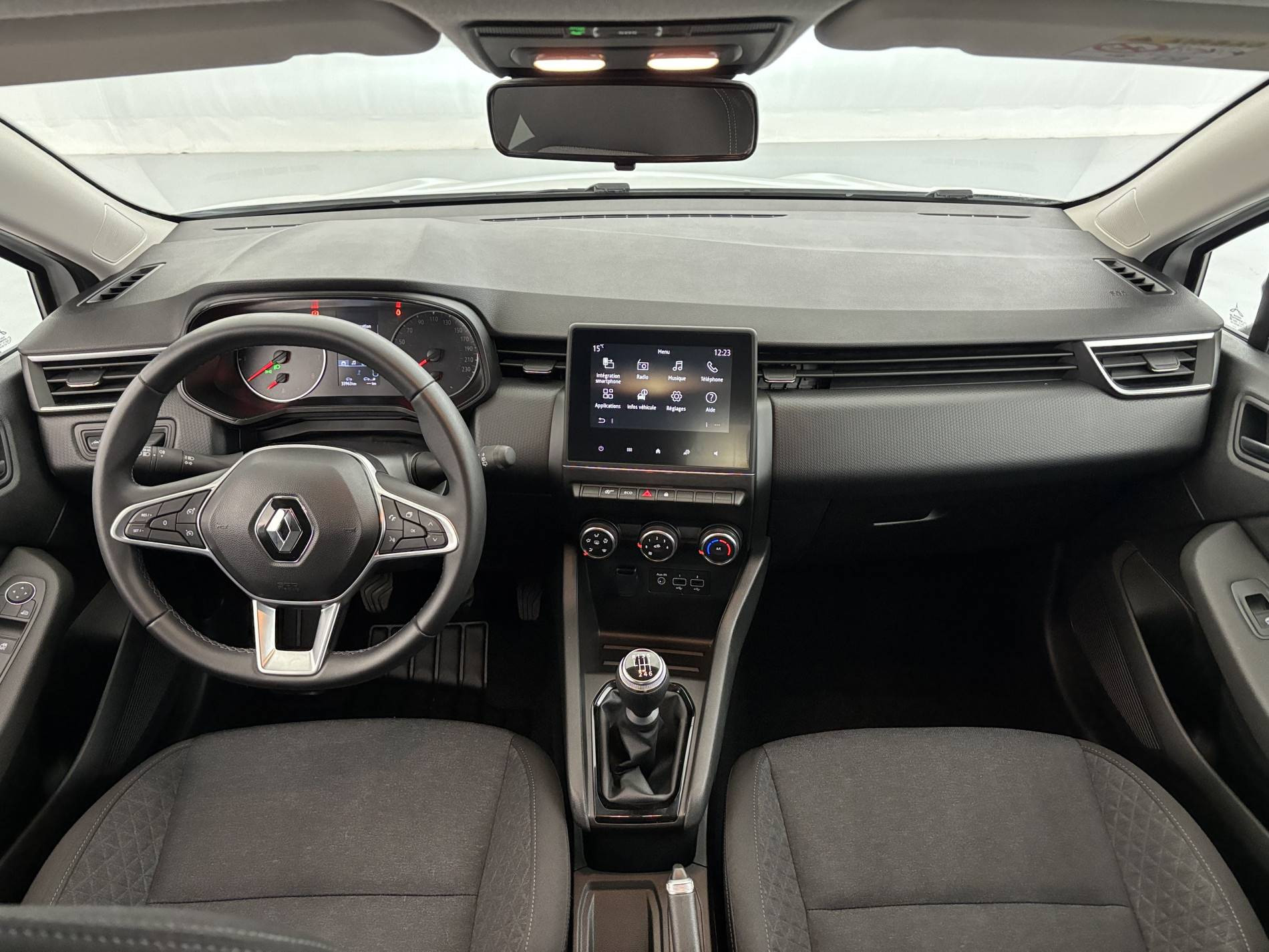 Vente en ligne Renault Clio 5 Clio TCe 90 au prix de 13 590 €