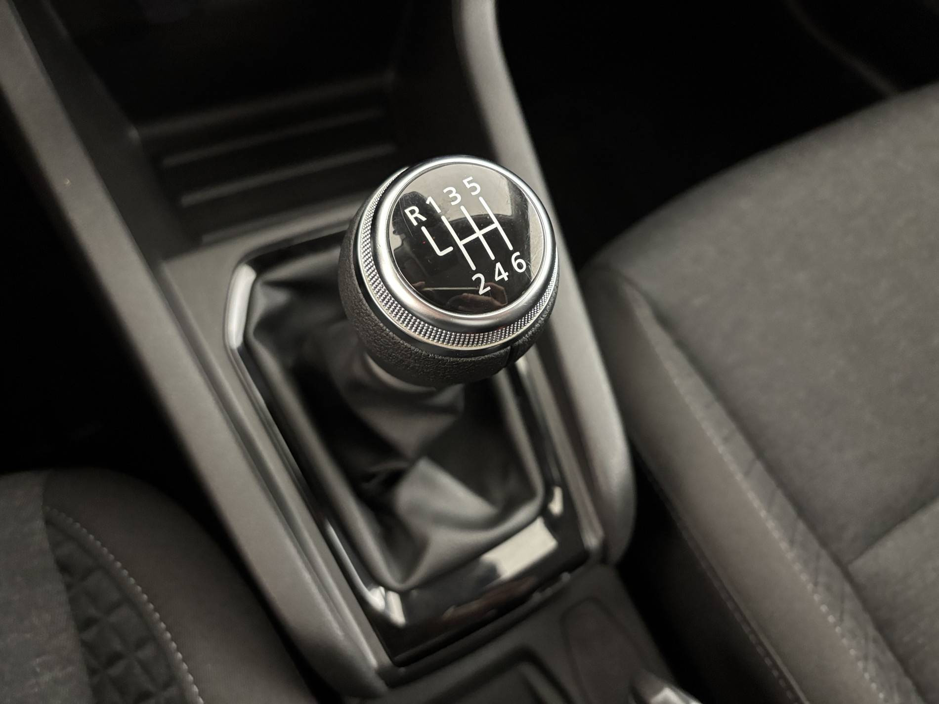 Vente en ligne Renault Clio 5 Clio TCe 90 au prix de 13 590 €