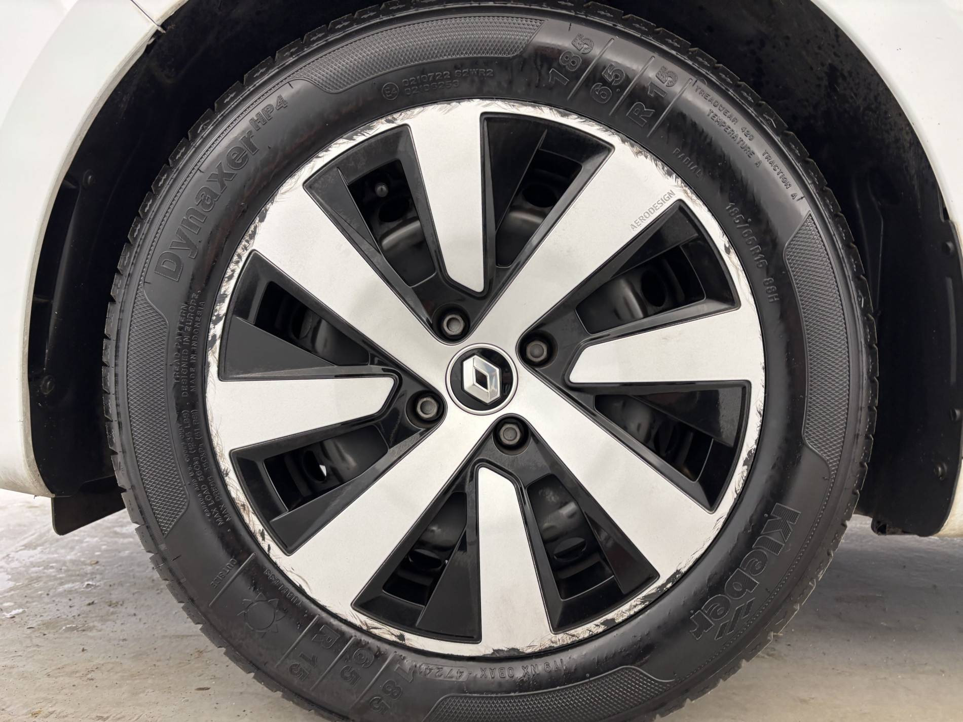 Vente en ligne Renault Clio 5 Clio TCe 90 au prix de 13 590 €