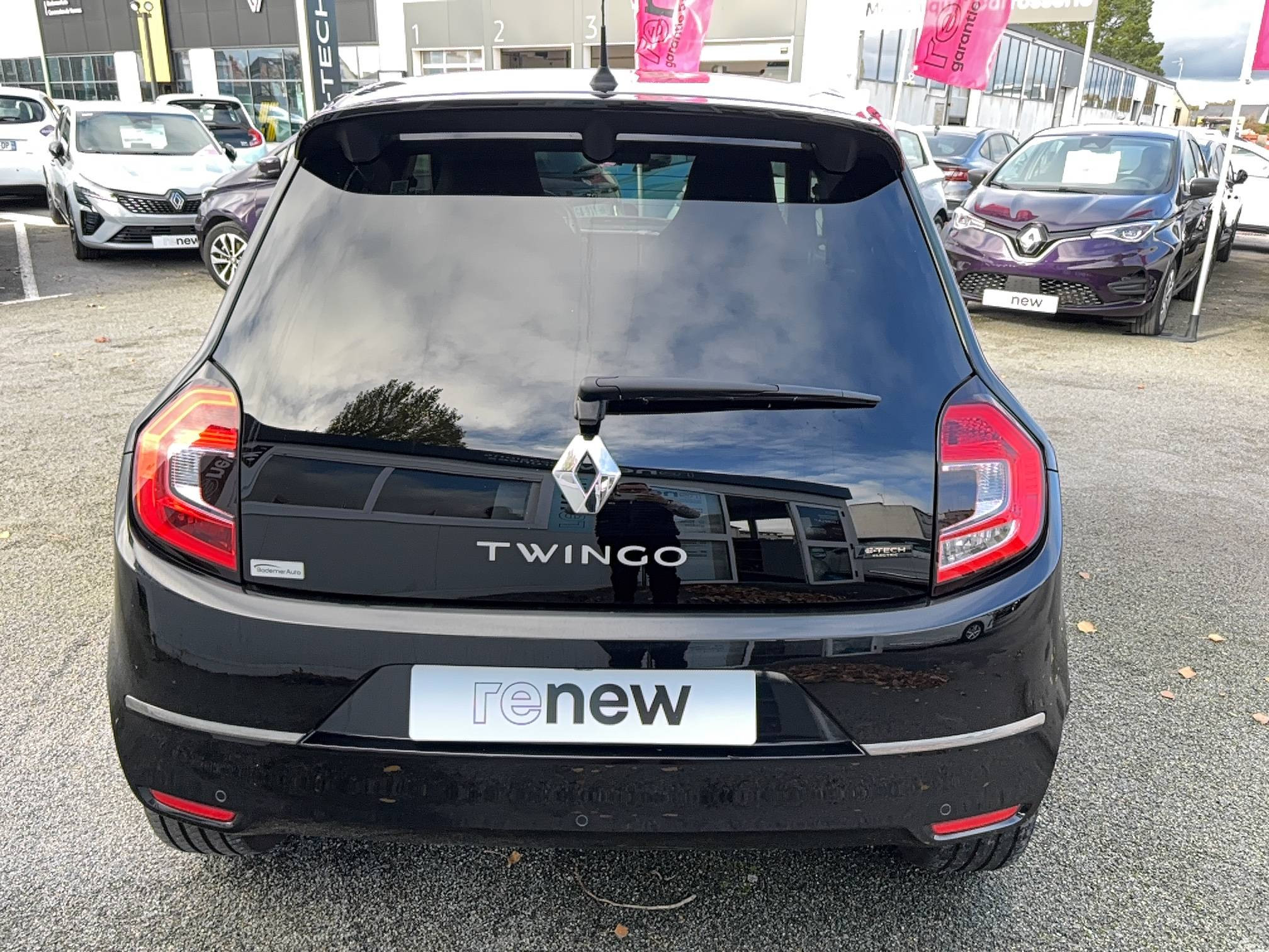 Vente en ligne Renault Twingo Electrique Twingo III E-Tech au prix de 14 190 €