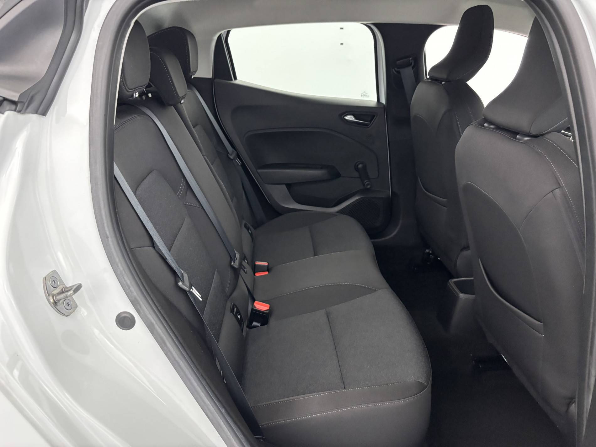 Vente en ligne Renault Clio 5 Clio TCe 90 au prix de 13 590 €