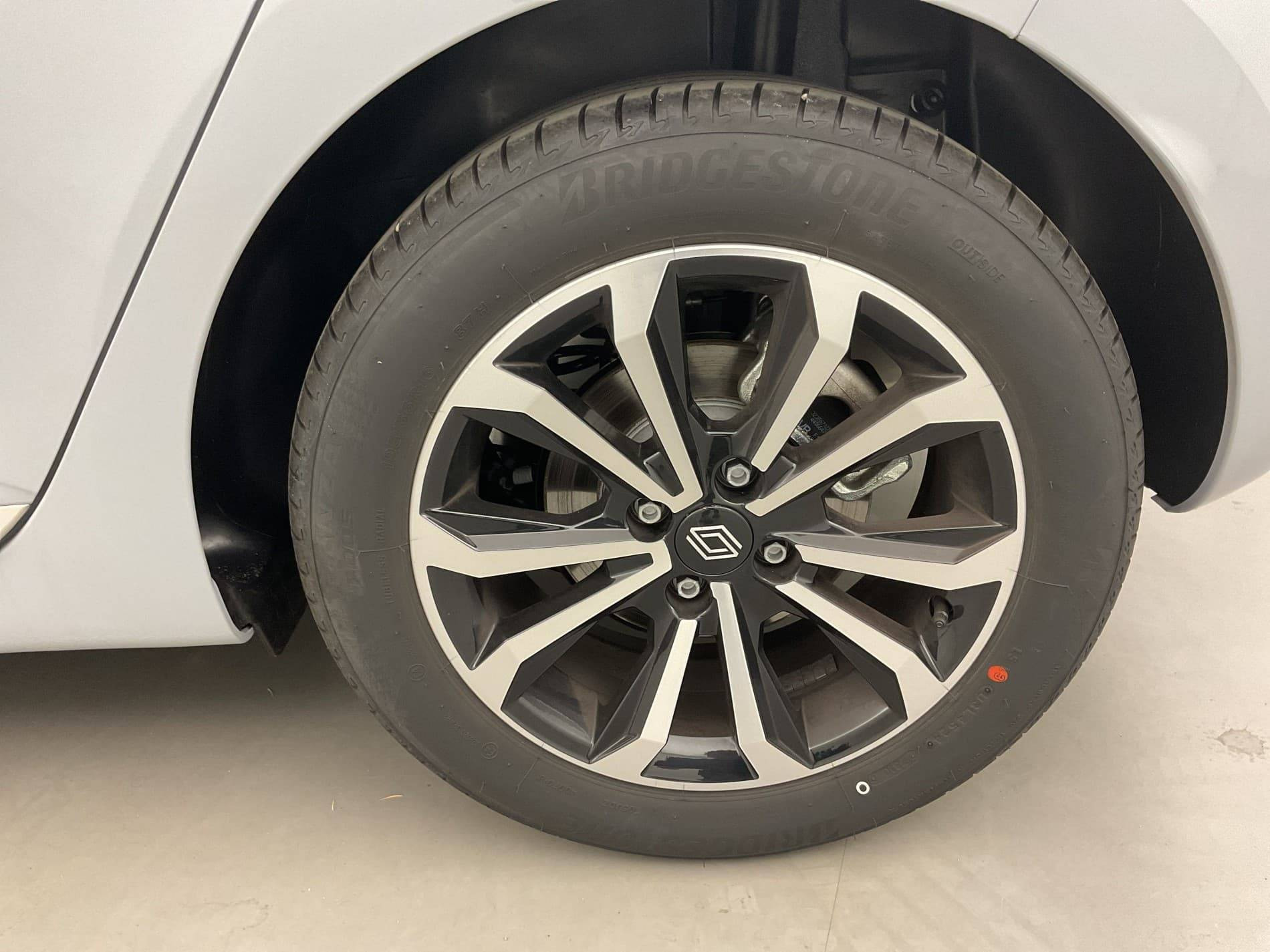 Vente en ligne Renault Clio 5 Clio Eco-G 100 ch GSR2 au prix de 19 870 €