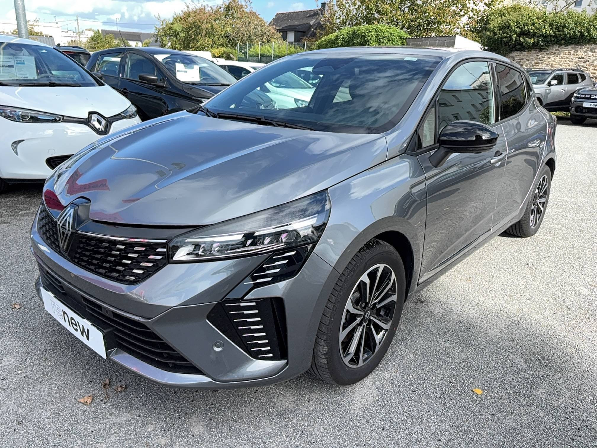 Renault Clio 5 Clio E-Tech full hybrid 145 ch GSR2 occasion de 2025 en vente à Vannes