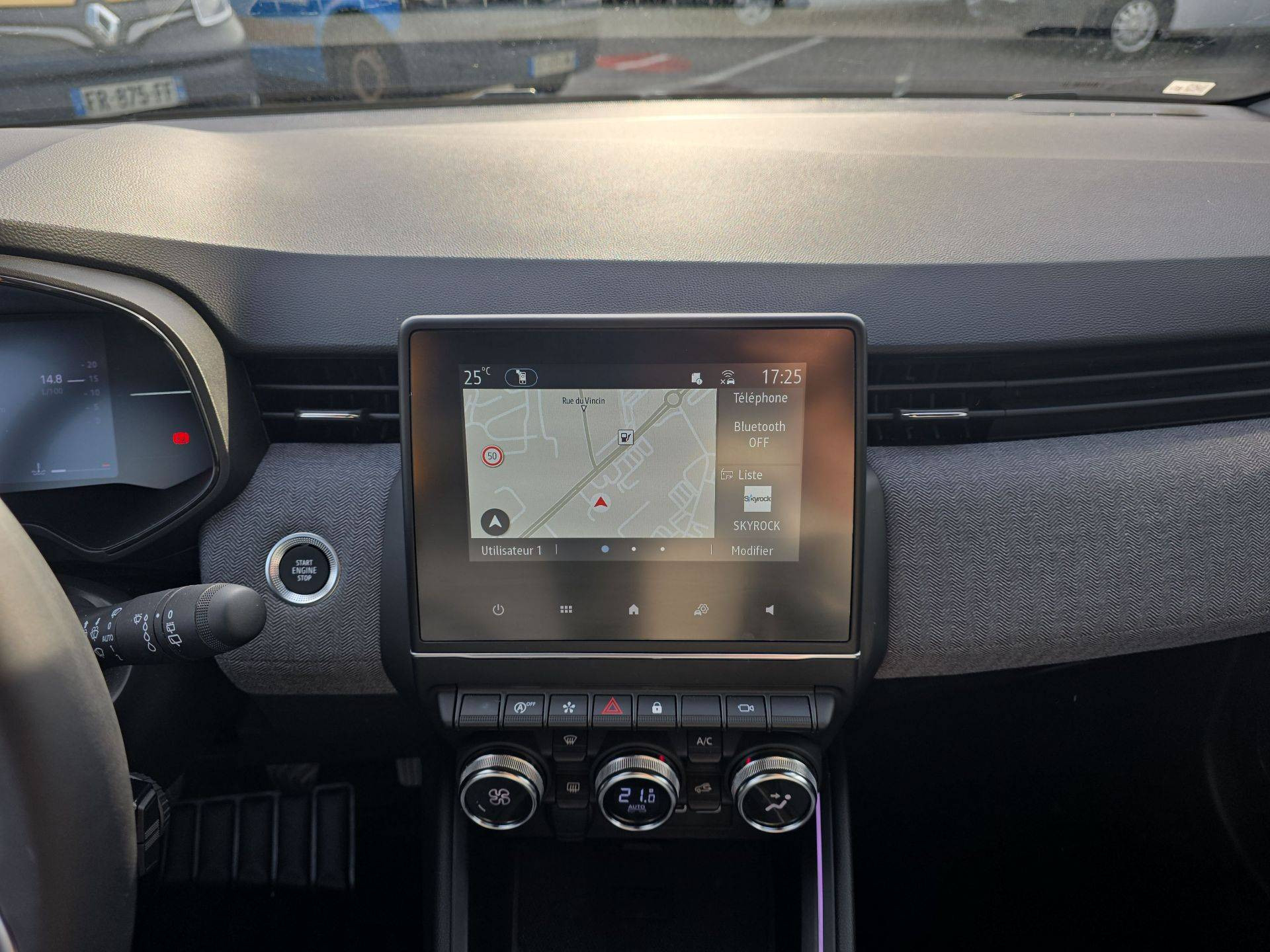 Vente en ligne Renault Clio 5 Clio TCe 90 ch GSR2 au prix de 19 390 €