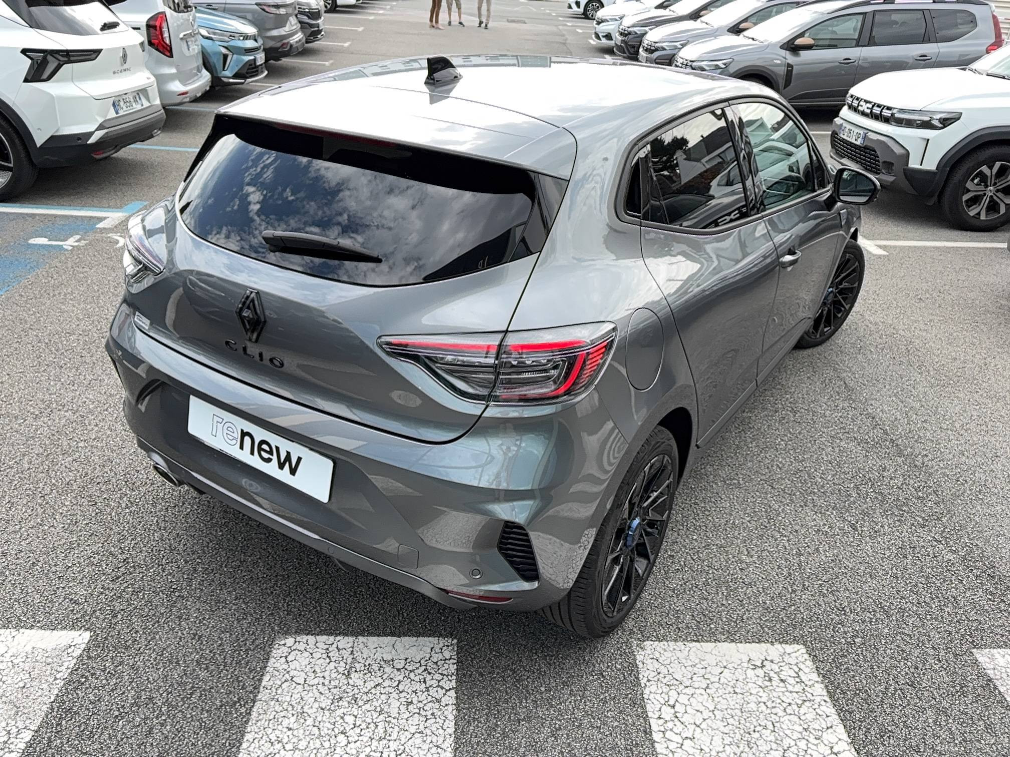 Vente en ligne Renault Clio 5 Clio TCe 90 ch GSR2 au prix de 21 590 €