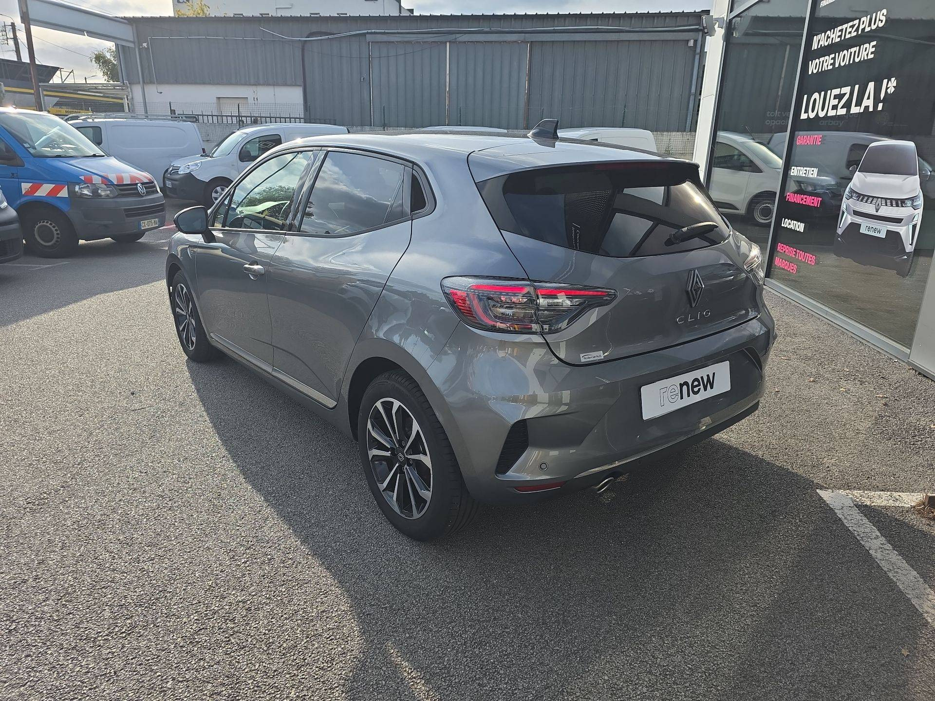 Vente en ligne Renault Clio 5 Clio TCe 90 ch GSR2 au prix de 19 390 €