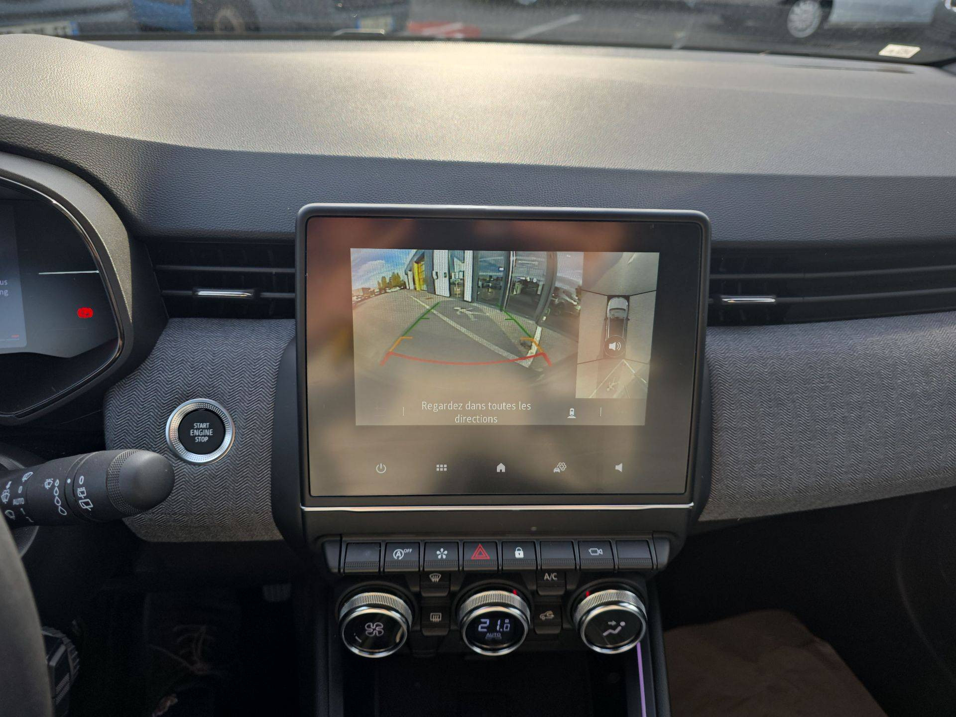 Vente en ligne Renault Clio 5 Clio TCe 90 ch GSR2 au prix de 19 390 €