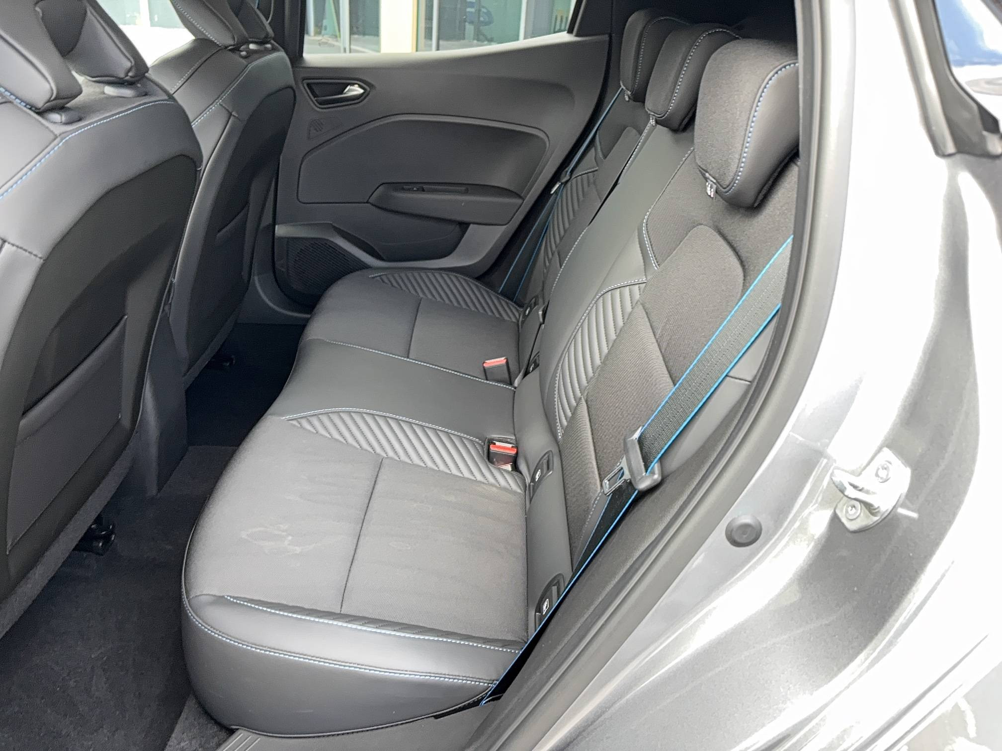 Vente en ligne Renault Clio 5 Clio TCe 90 ch GSR2 au prix de 21 590 €