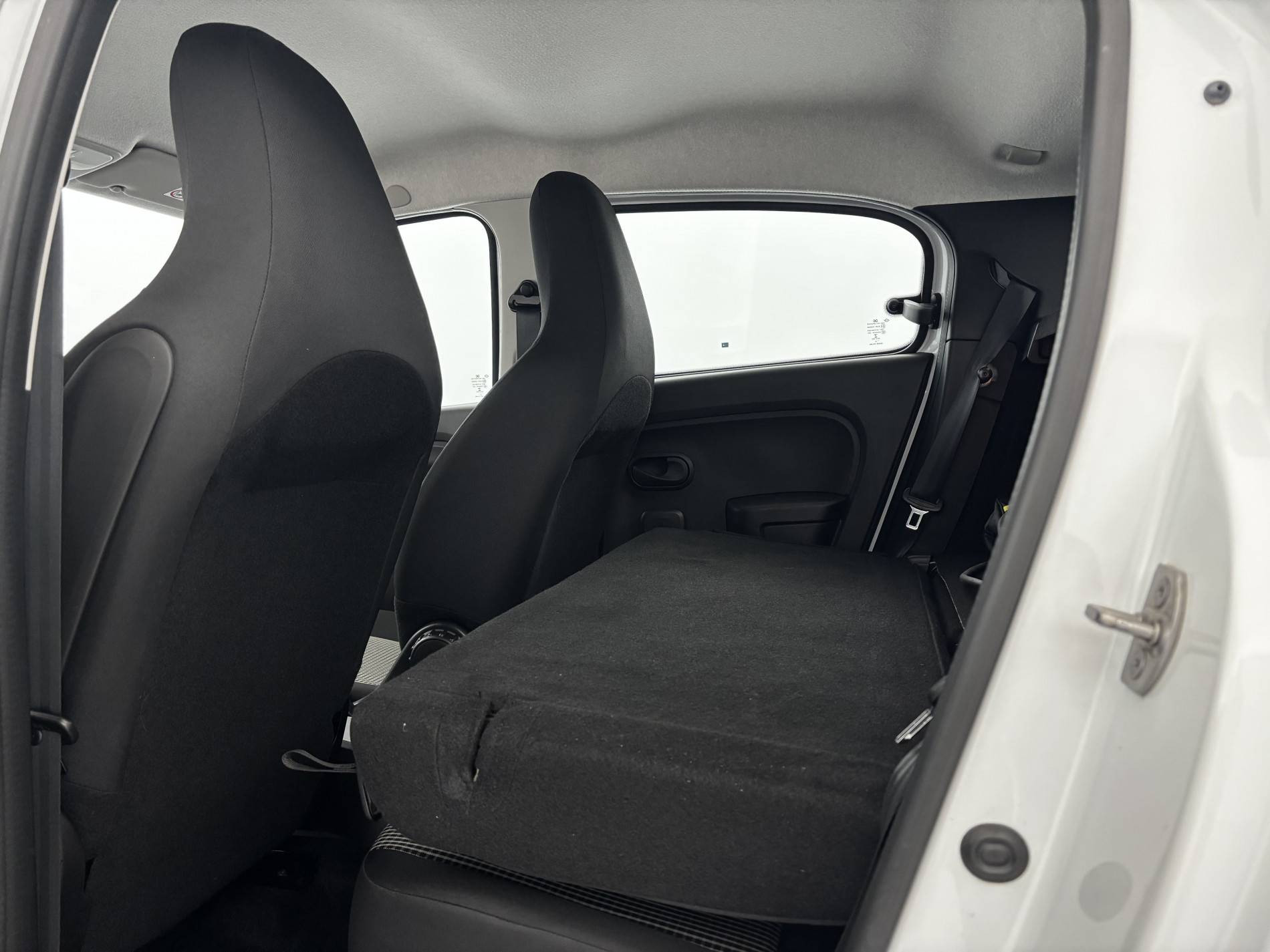 Vente en ligne Renault Twingo Electrique Twingo III E-Tech au prix de 10 590 €