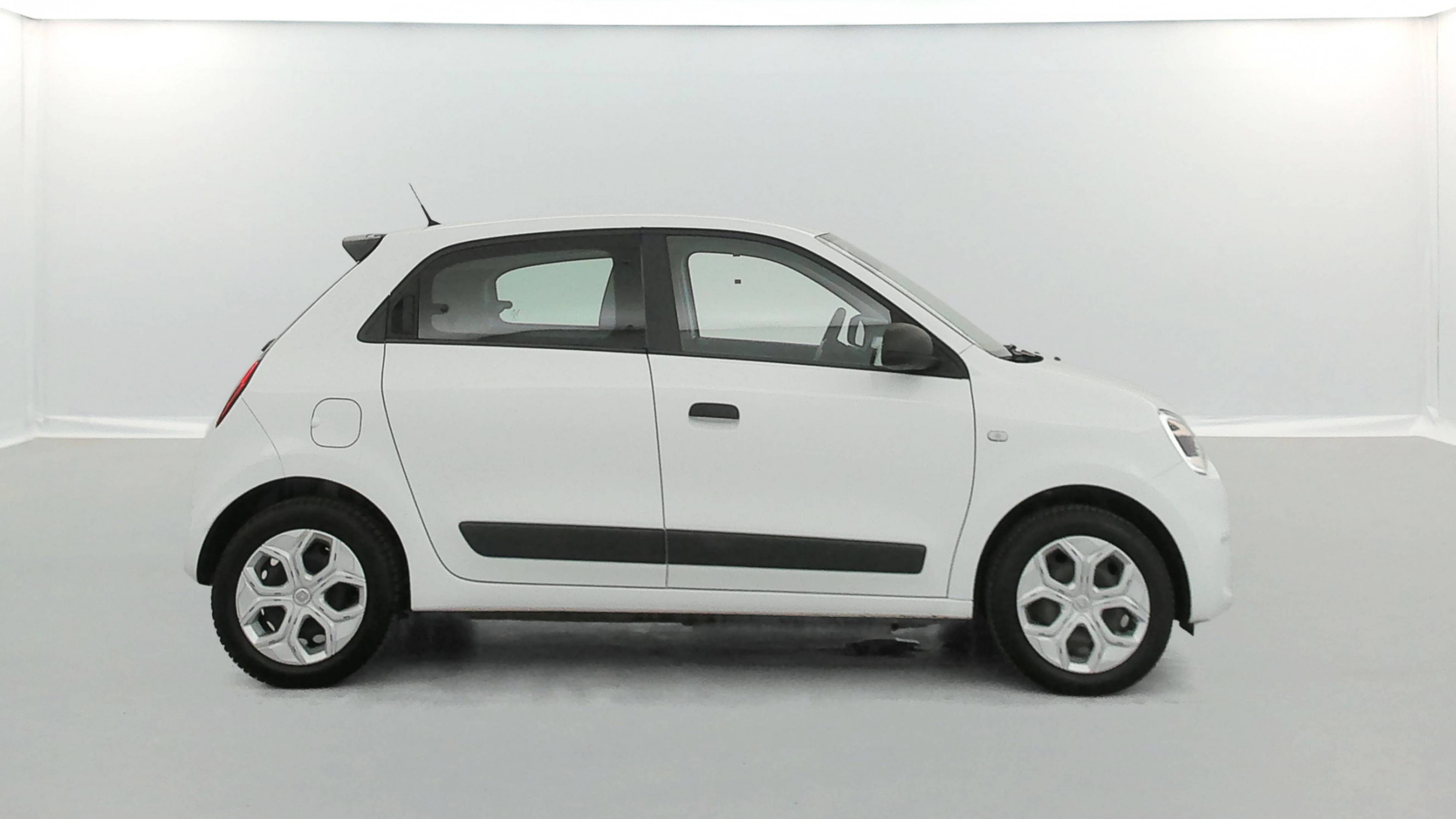 Vente en ligne Renault Twingo Electrique Twingo III E-Tech au prix de 10 590 €