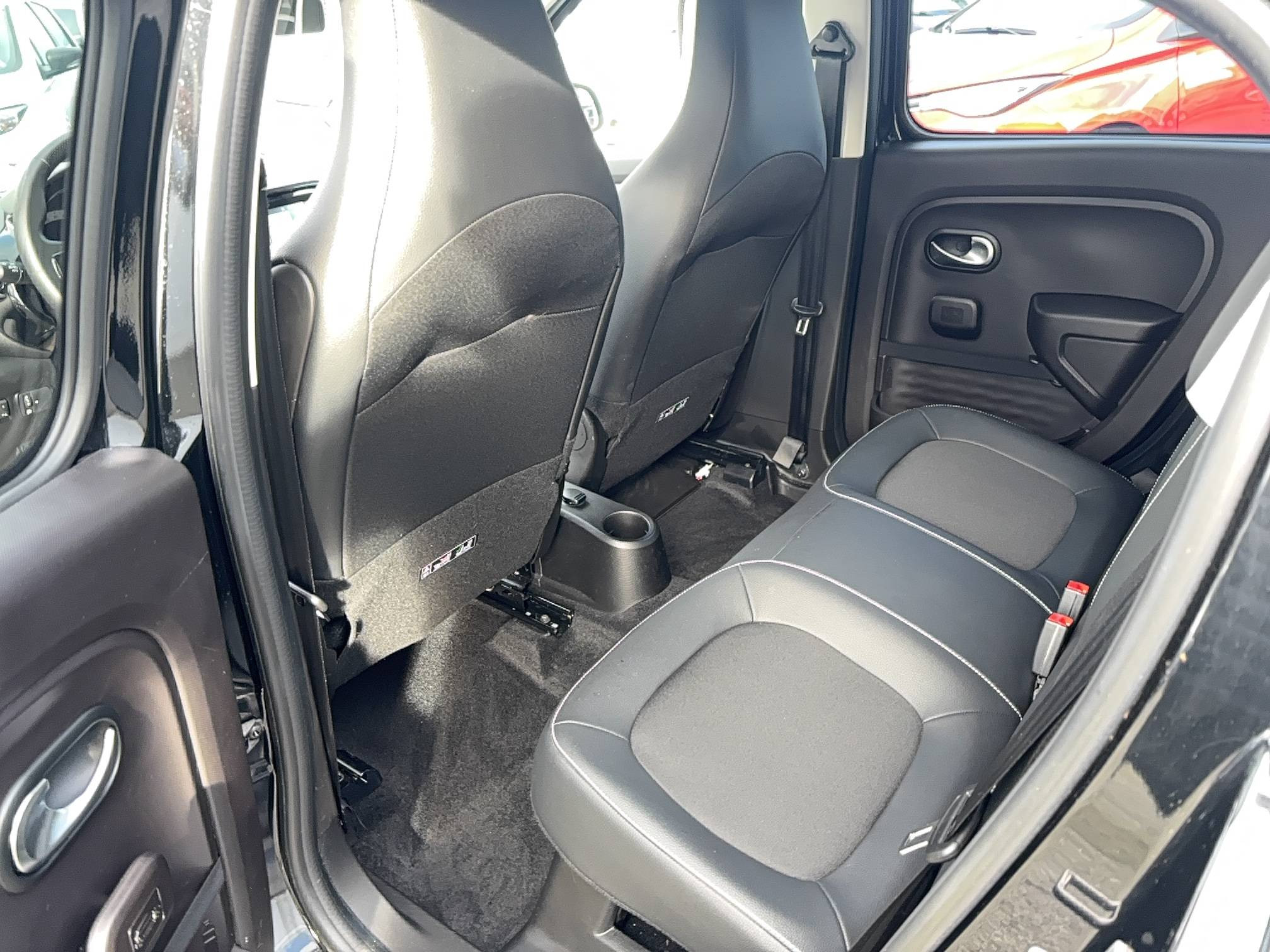 Vente en ligne Renault Twingo Electrique Twingo III E-Tech au prix de 14 190 €