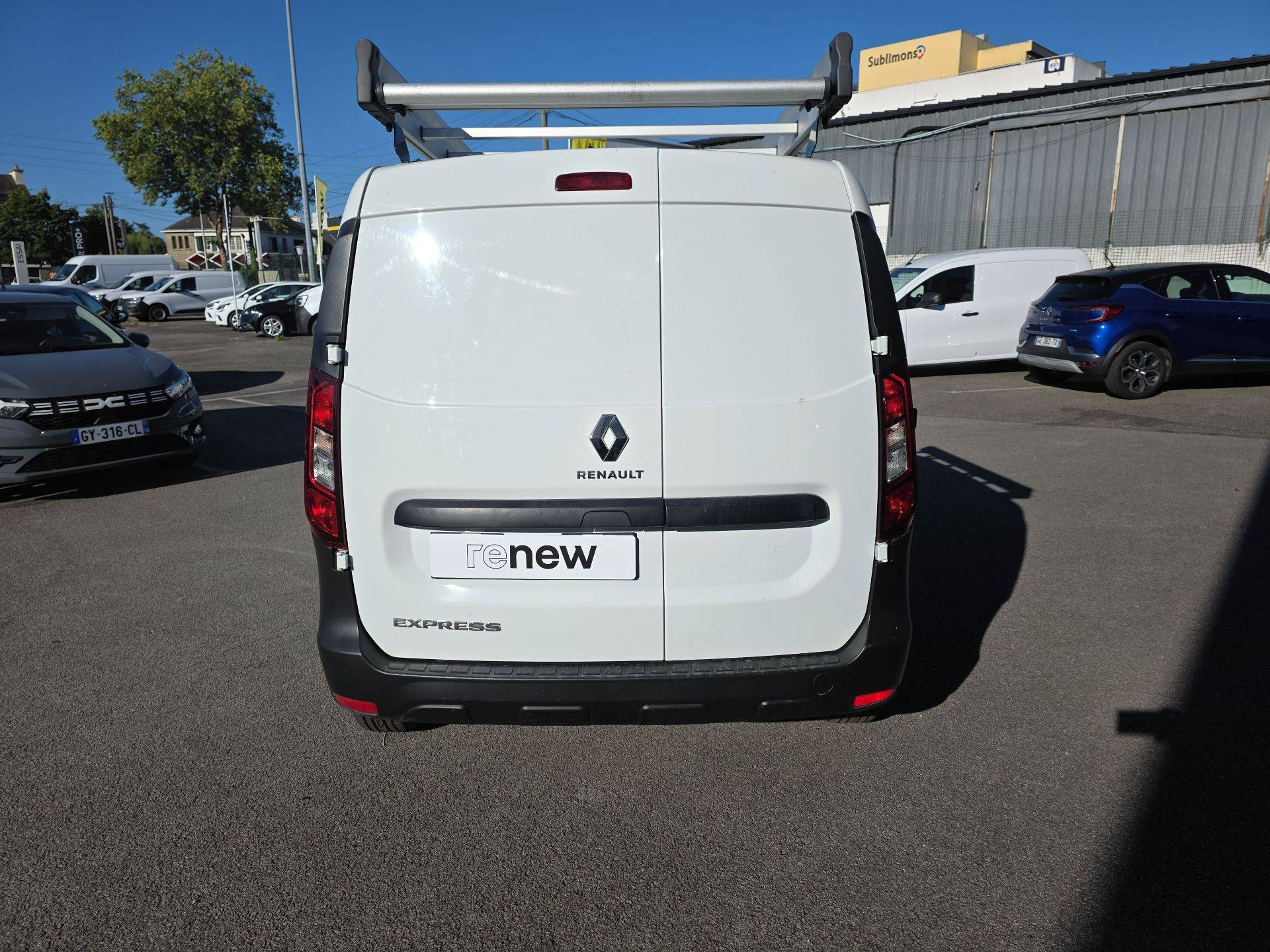 Vente en ligne Renault Express Van  BLUE DCI 75 - 22 au prix de 13 990 €