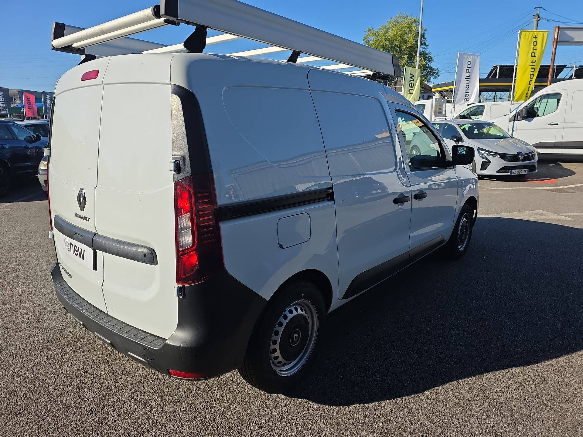 Vente en ligne Renault Express Van  BLUE DCI 75 - 22 au prix de 13 990 €