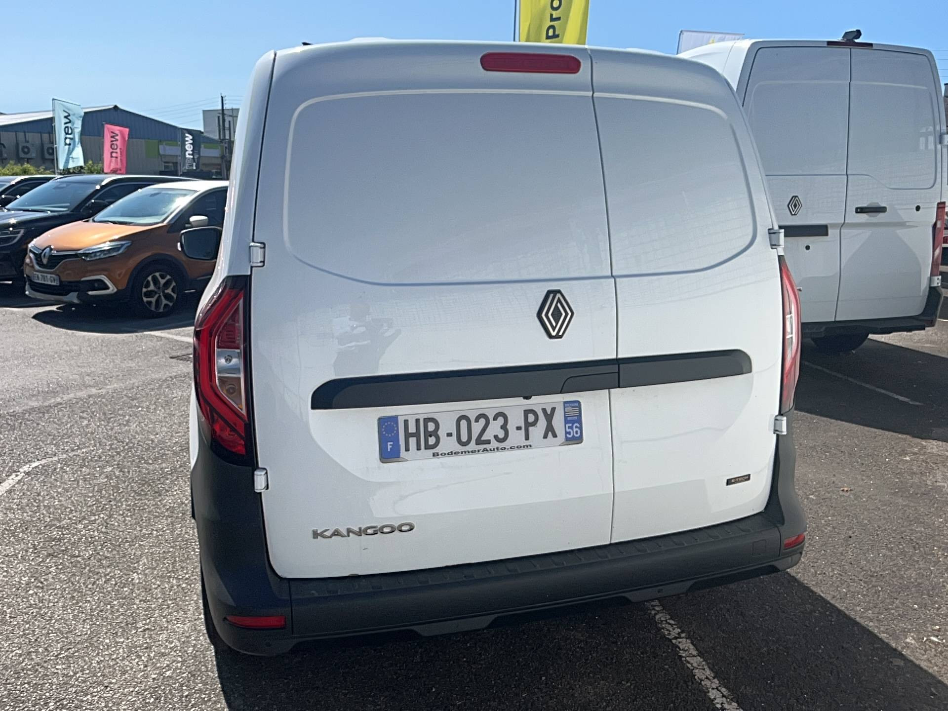 Vente en ligne Renault Kangoo Van E-Tech  FG TOLE L1 AC11 GSR2 au prix de 30 000 €
