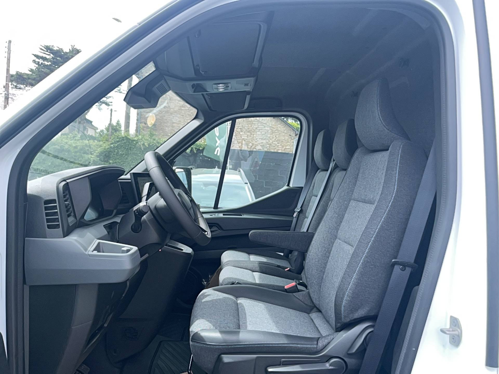 Vente en ligne Renault Master E-Tech MASTER ELECTRIQUE FGN L2H2 3T5 GRANDE AUTONOMIE au prix de 55 000 €