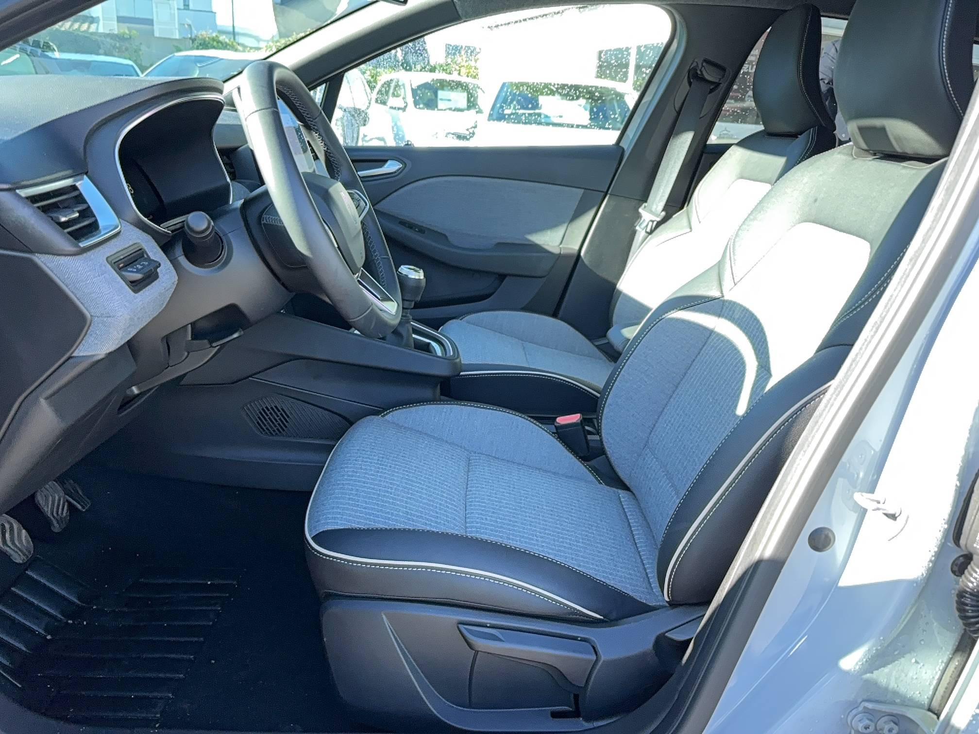 Vente en ligne Renault Clio 5 Clio TCe 90 ch GSR2 au prix de 18 870 €