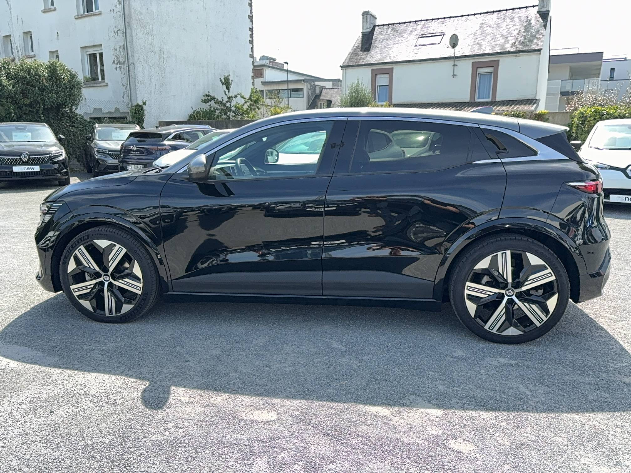 Vente en ligne Renault Megane E-Tech  EV60 220 ch super charge au prix de 24 770 €