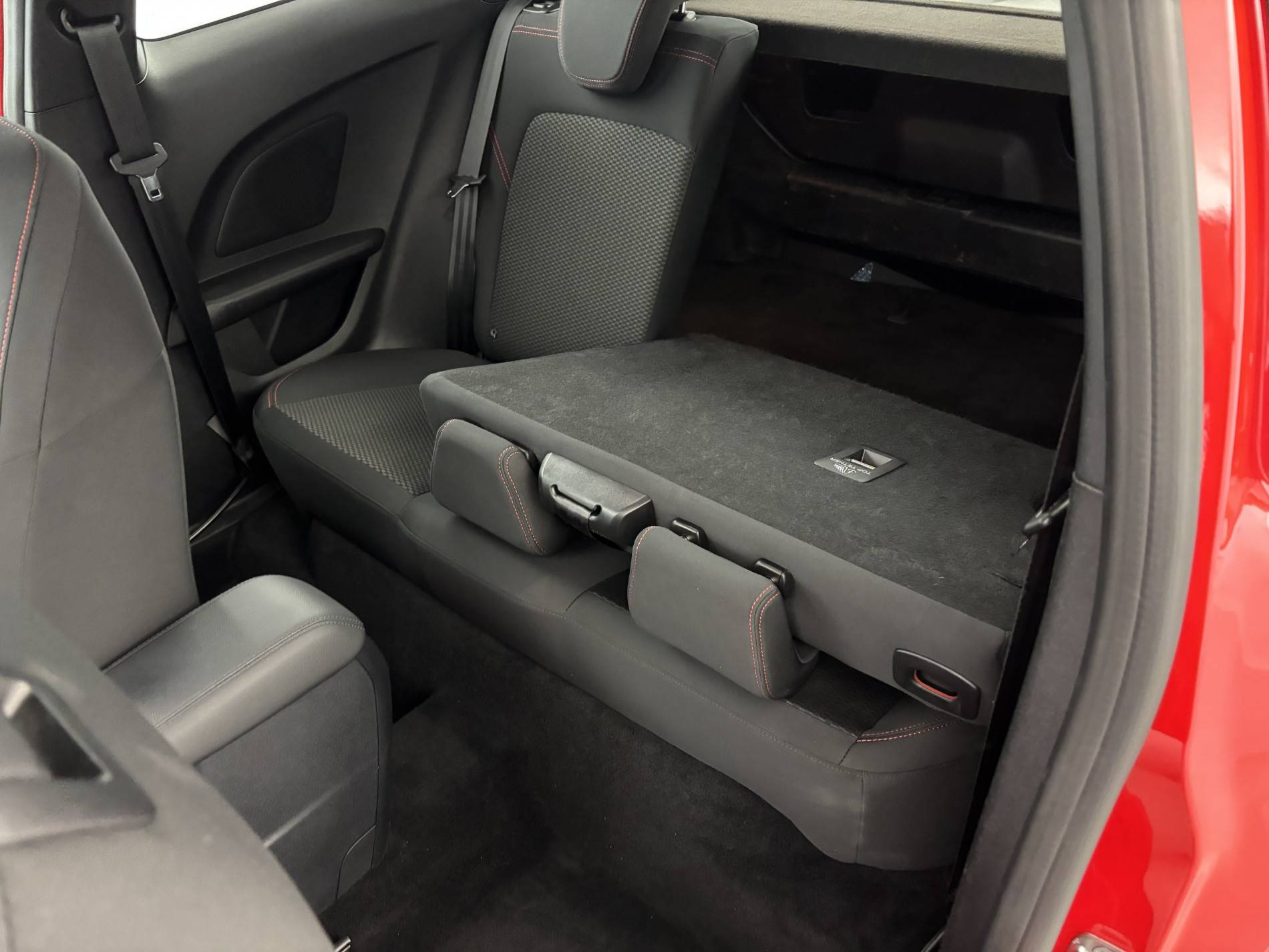 Vente en ligne Ford Fiesta  1.0 EcoBoost 155 ch S&S mHEV BVM6 au prix de 12 690 €