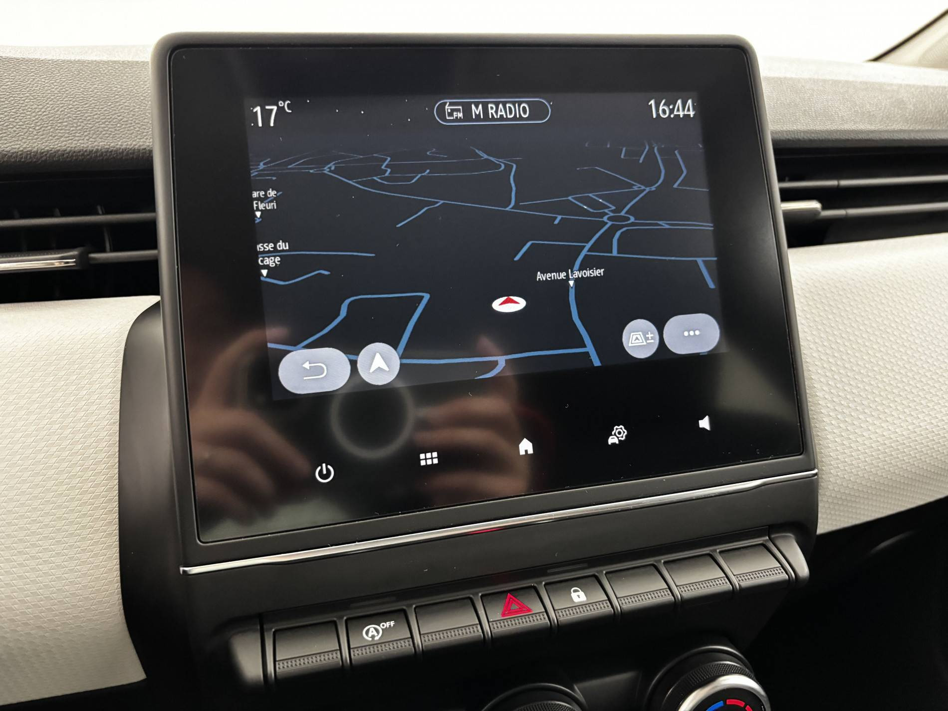 Vente en ligne Renault Clio 5 Clio SCe 65 au prix de 13 690 €