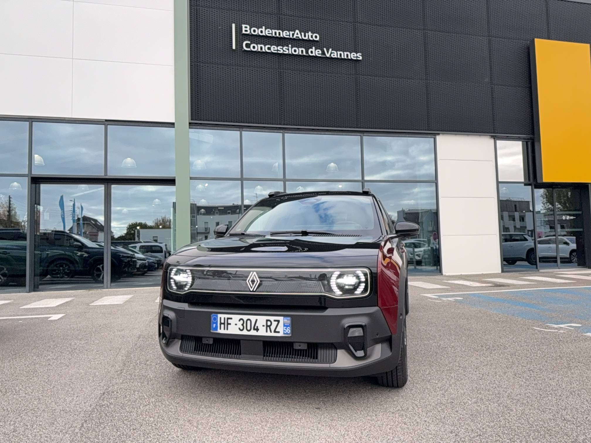 Vente en ligne Renault R4 E-Tech  150 ch autonomie confort au prix de 35 000 €