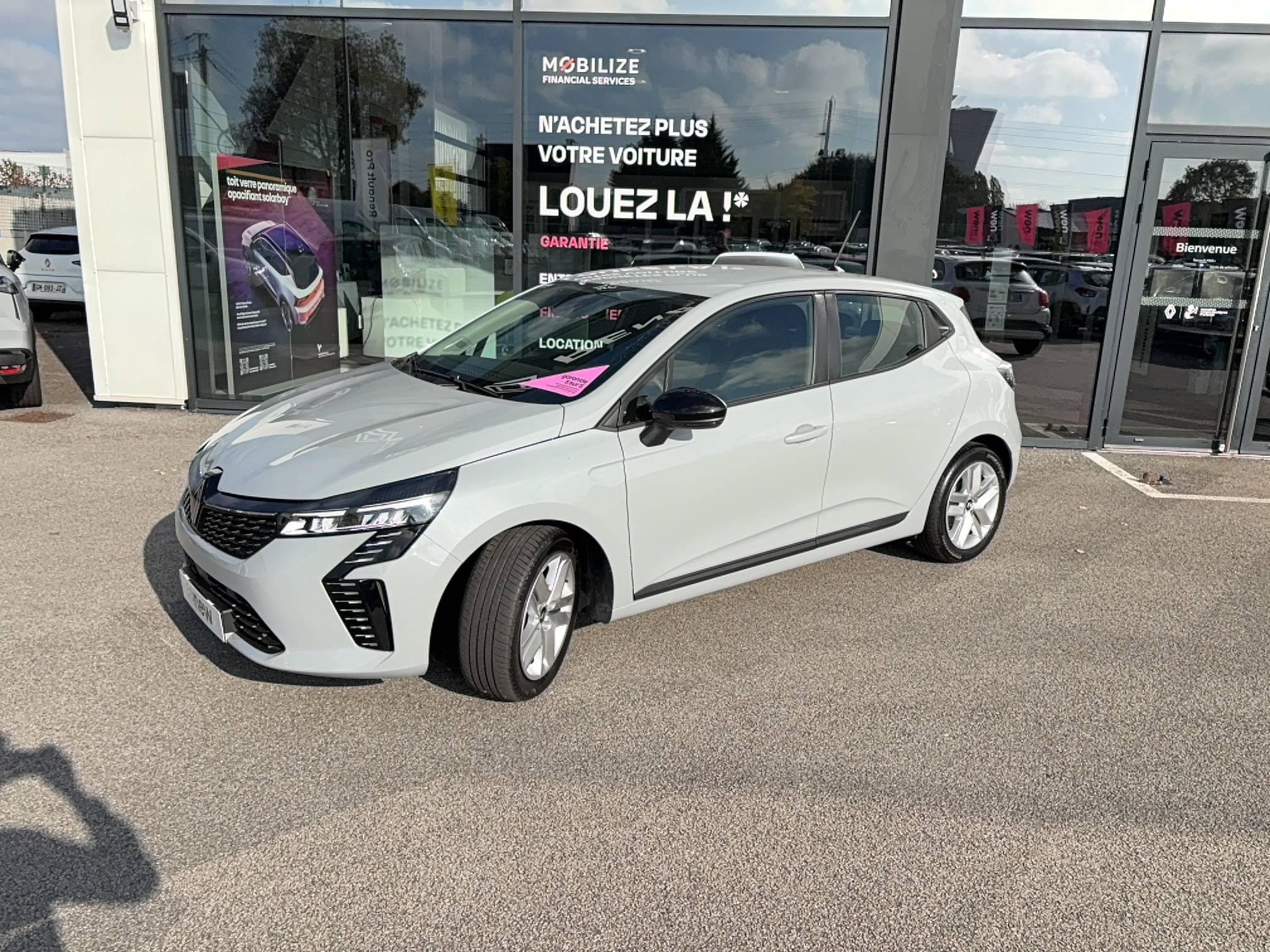 Renault Clio 5 Clio E-Tech full hybrid 145 ch GSR2 occasion de 2025 en vente à Vannes