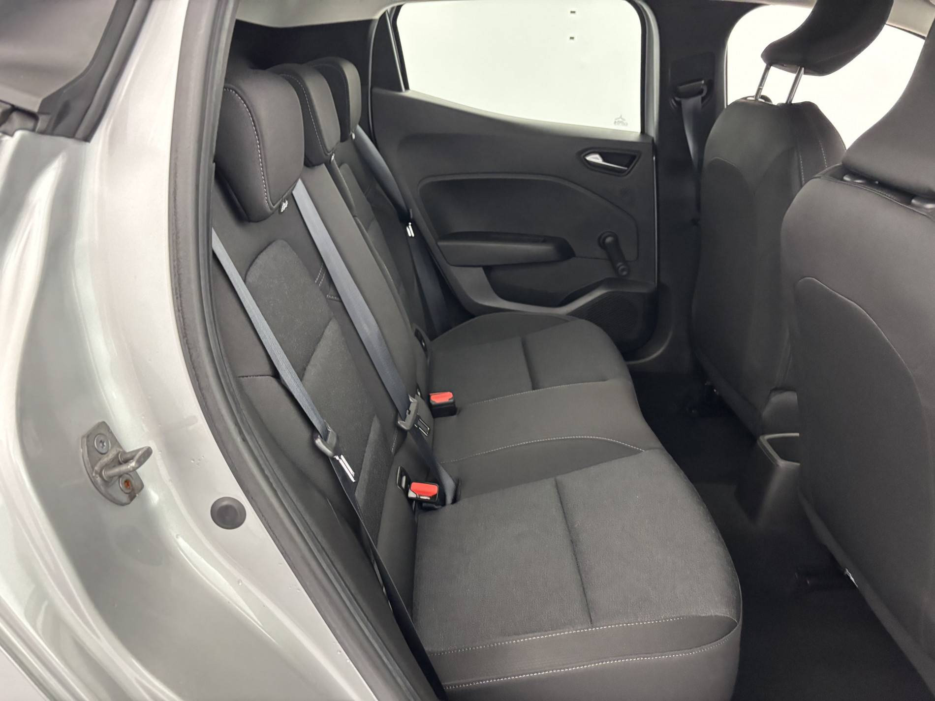 Vente en ligne Renault Clio 5 Clio TCe 90 au prix de 13 970 €