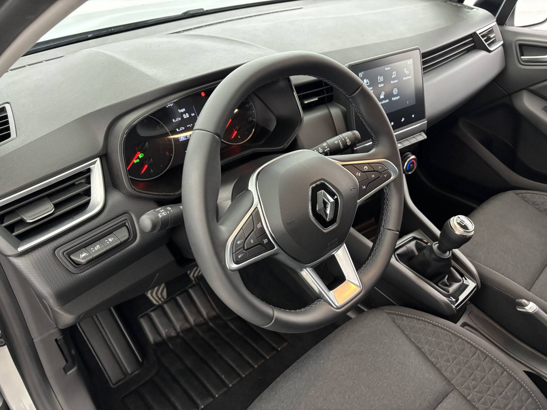 Vente en ligne Renault Clio 5 Clio TCe 90 au prix de 13 970 €