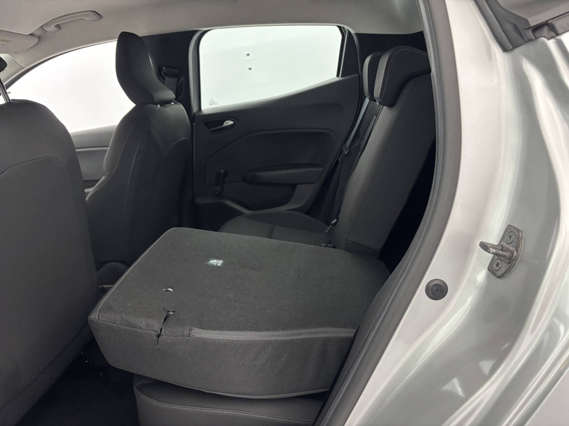 Vente en ligne Renault Clio 5 Clio TCe 90 au prix de 13 970 €