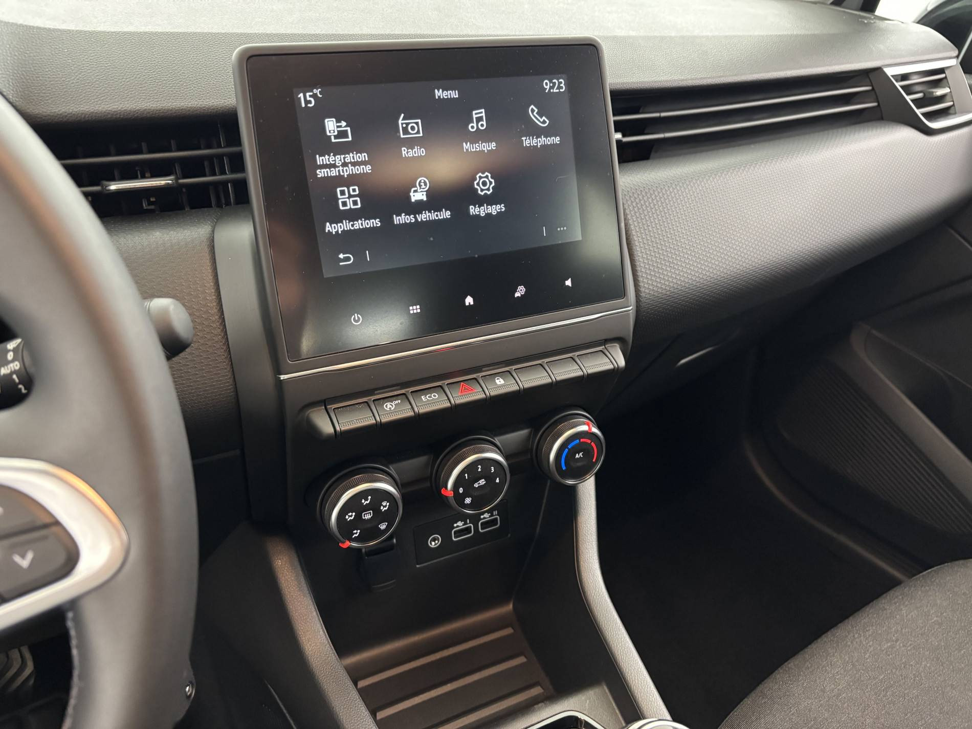 Vente en ligne Renault Clio 5 Clio TCe 90 au prix de 13 970 €