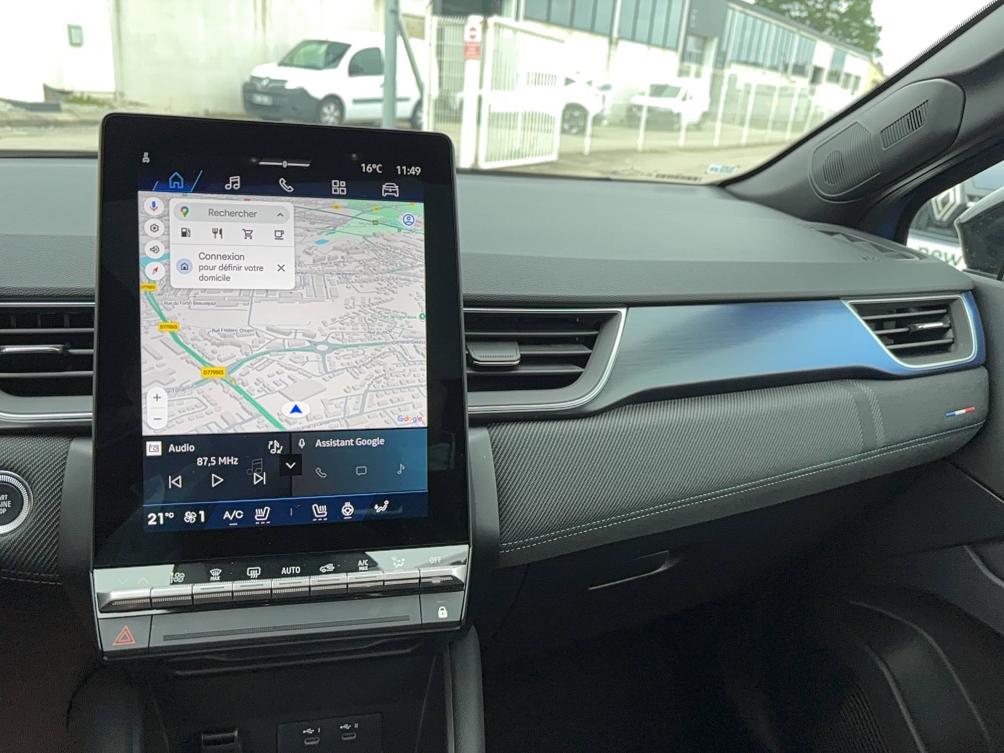 Vente en ligne Renault Symbioz  E-Tech full hybrid 145 au prix de 30 590 €