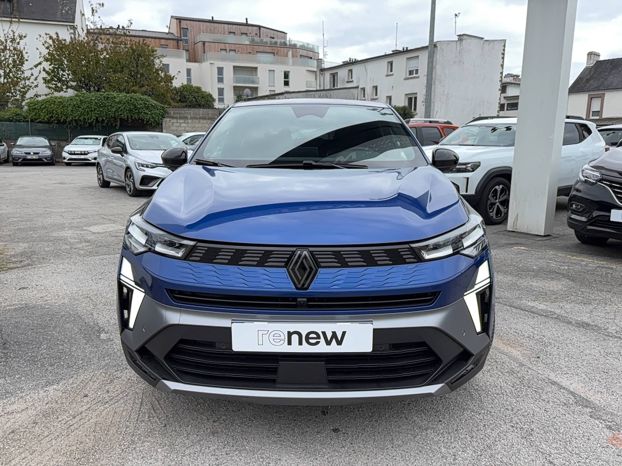 Vente en ligne Renault Symbioz  E-Tech full hybrid 145 au prix de 30 590 €