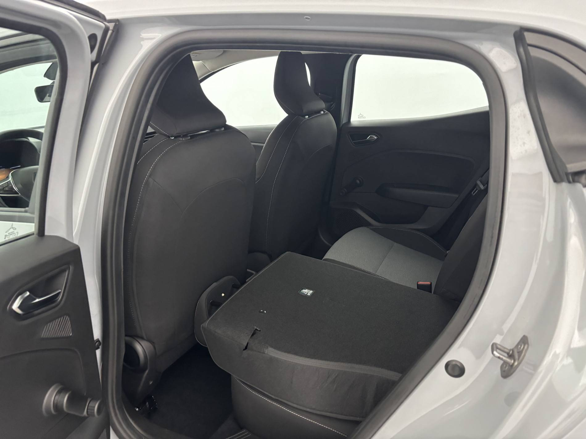 Vente en ligne Renault Clio 5 Clio TCe 90 ch GSR2 au prix de 16 990 €