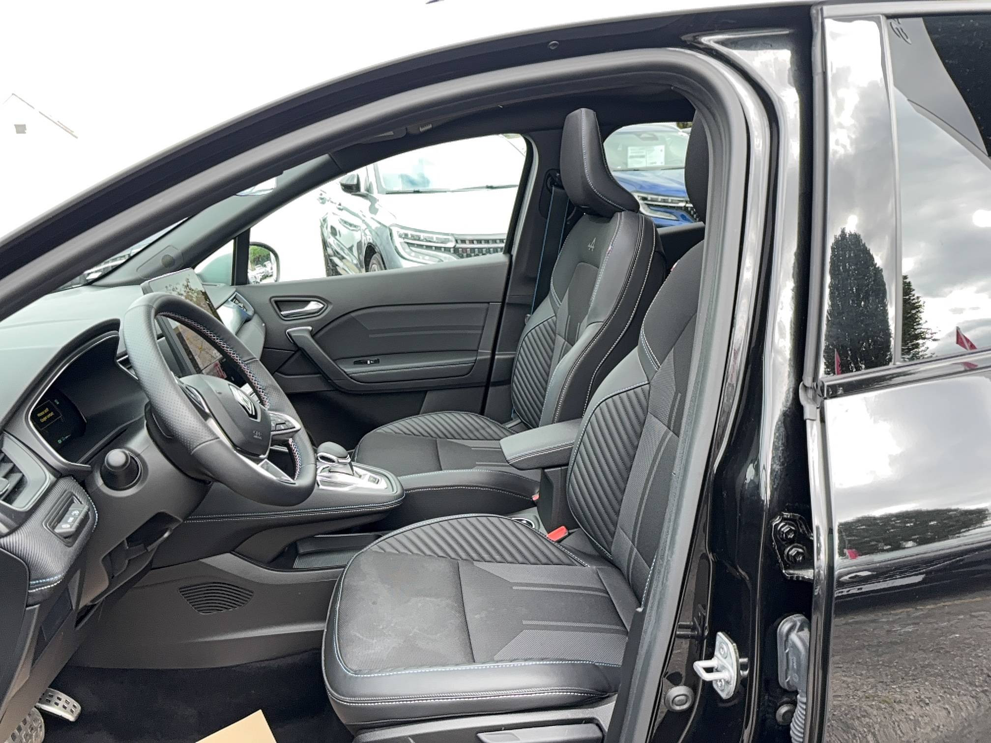 Vente en ligne Renault Captur  E-Tech full hybrid 145 ch au prix de 28 990 €