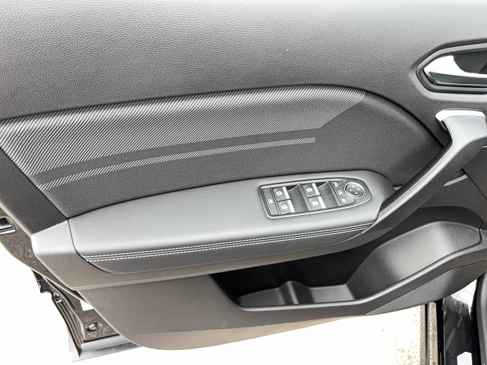 Vente en ligne Renault Captur  E-Tech full hybrid 145 ch au prix de 28 990 €