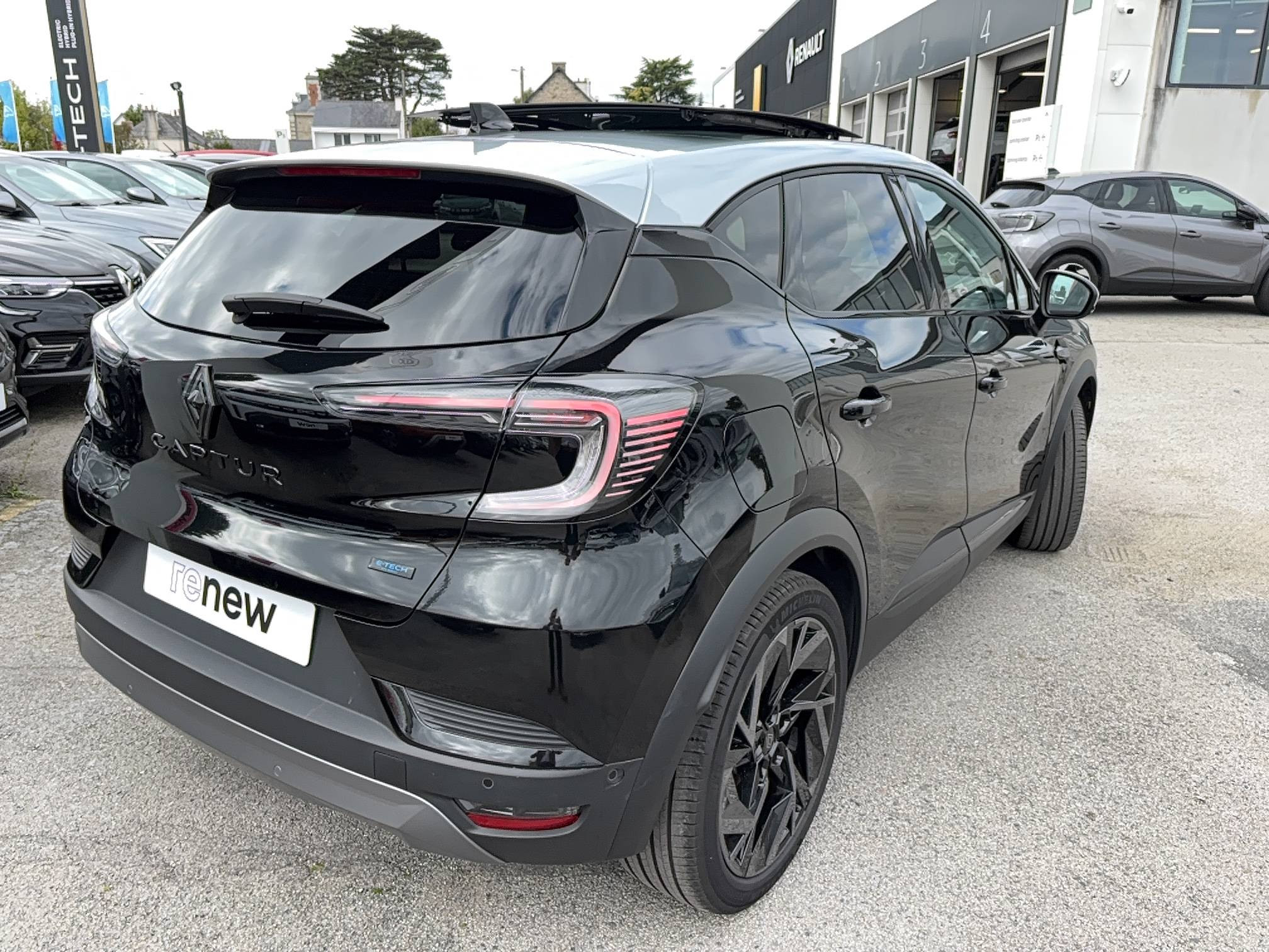 Vente en ligne Renault Captur  E-Tech full hybrid 145 ch au prix de 28 990 €