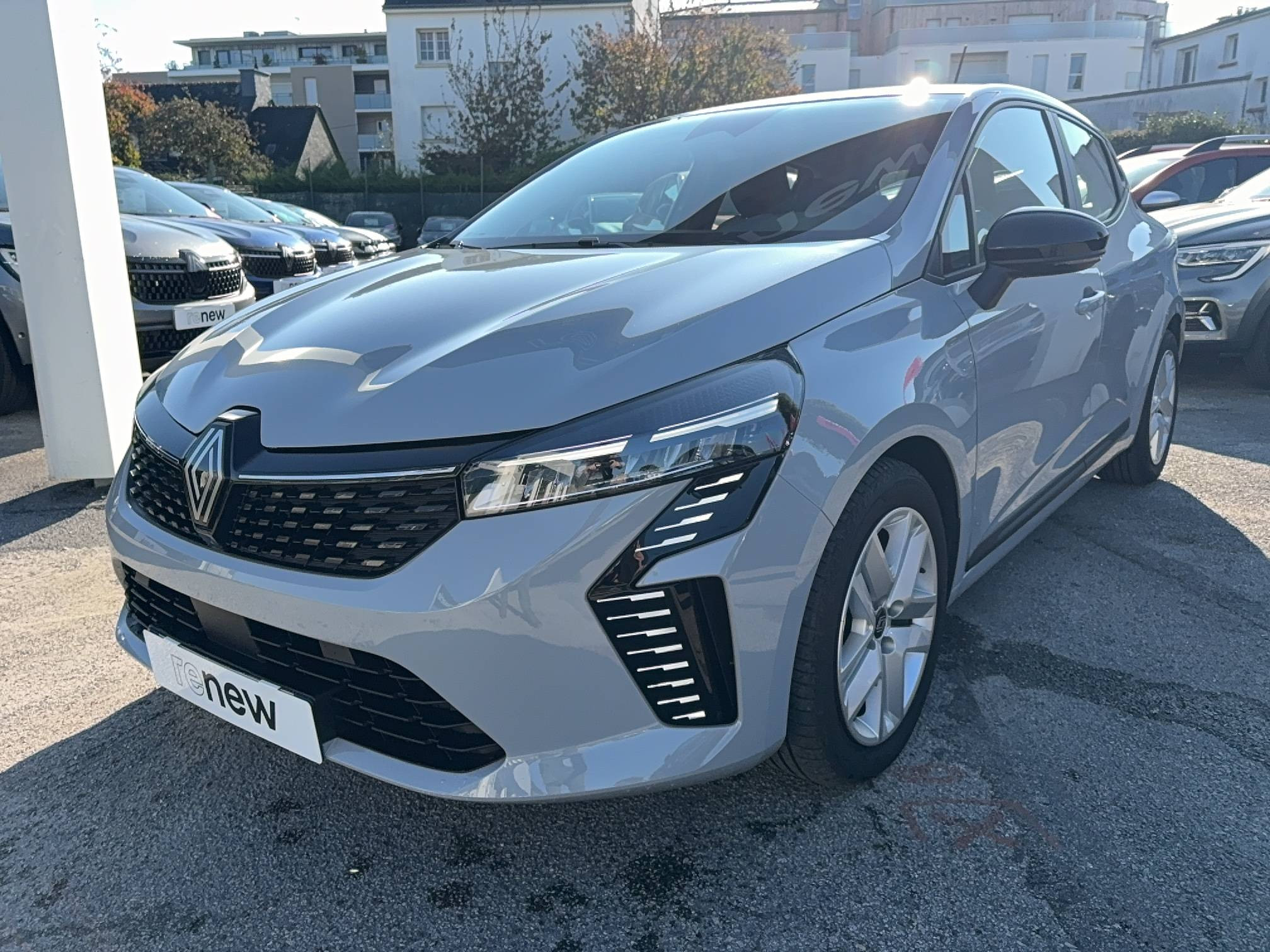 Renault Clio 5 Clio E-Tech full hybrid 145 ch GSR2 occasion de 2025 en vente à Vannes