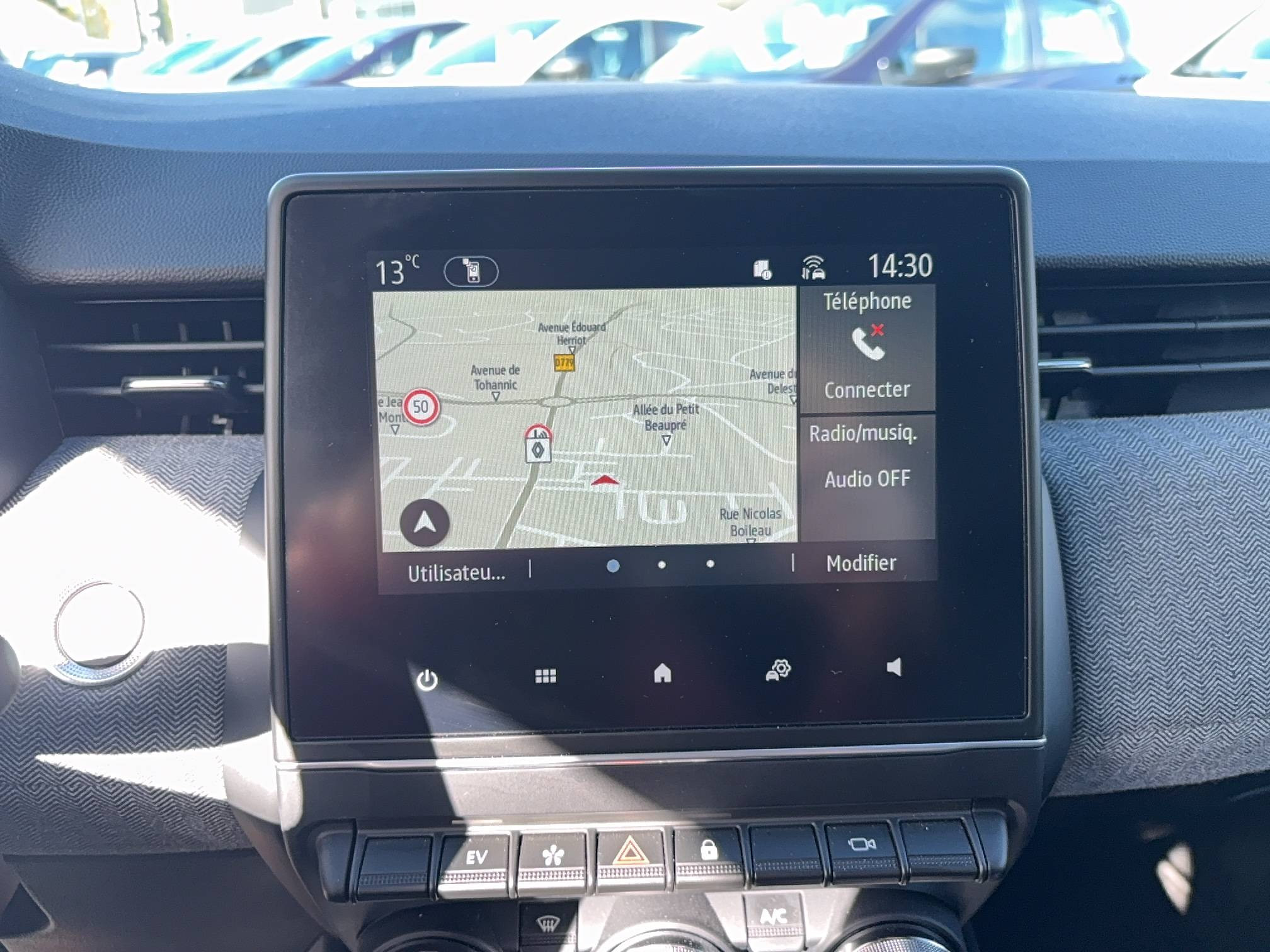 Vente en ligne Renault Clio 5 Clio E-Tech full hybrid 145 ch GSR2 au prix de 22 490 €