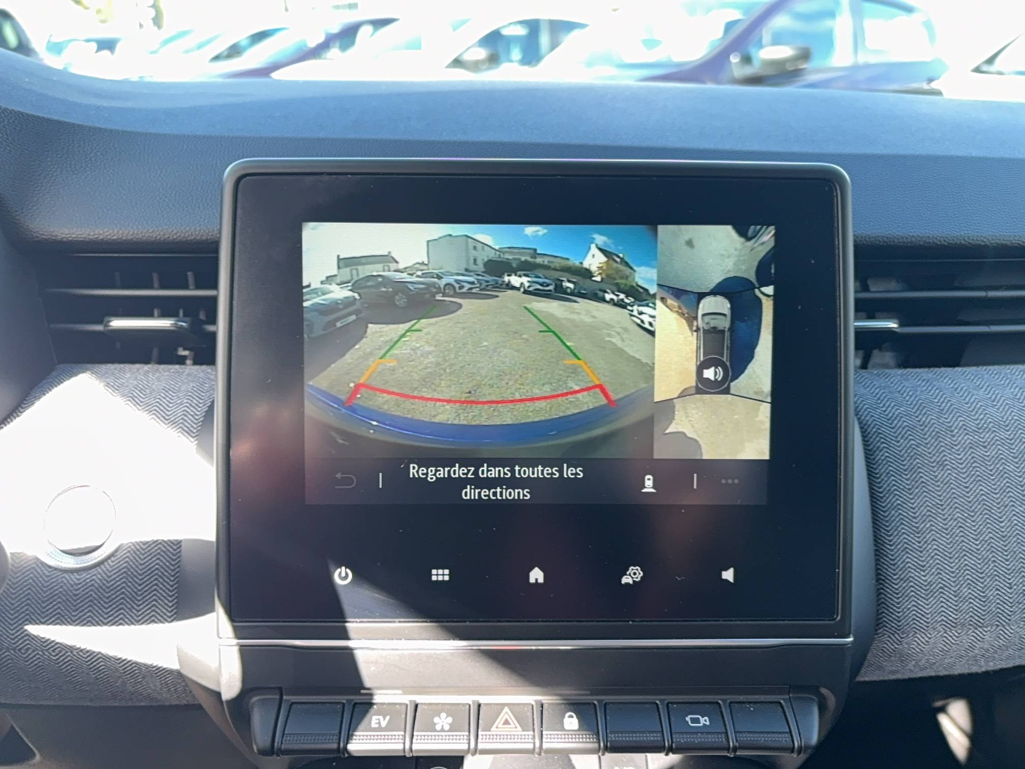 Vente en ligne Renault Clio 5 Clio E-Tech full hybrid 145 ch GSR2 au prix de 22 490 €