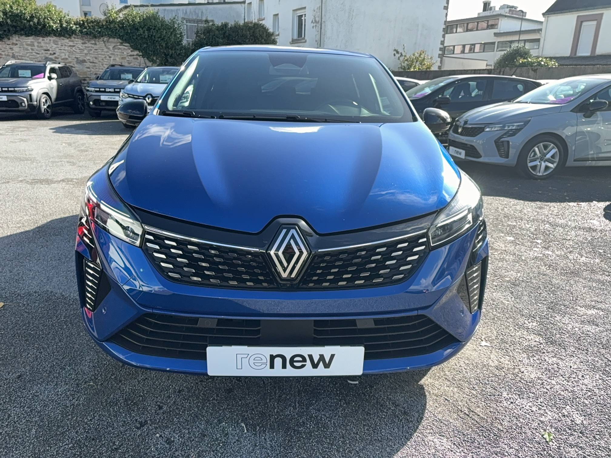 Vente en ligne Renault Clio 5 Clio E-Tech full hybrid 145 ch GSR2 au prix de 22 490 €