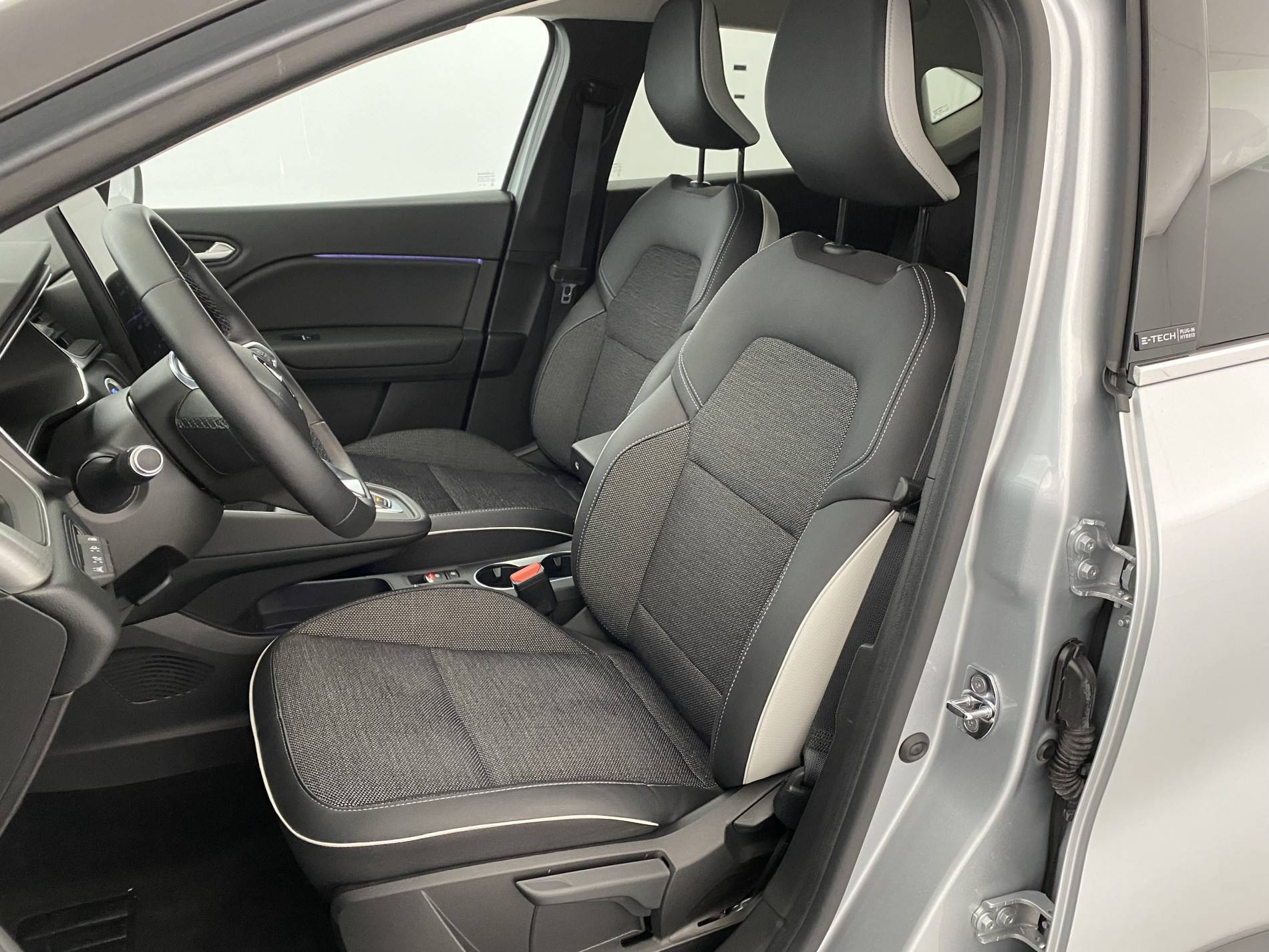 Vente en ligne Renault Captur  E-Tech Plug-in 160 au prix de 16 790 €