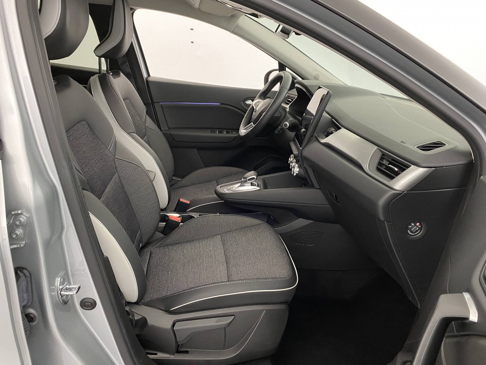 Vente en ligne Renault Captur  E-Tech Plug-in 160 au prix de 16 790 €